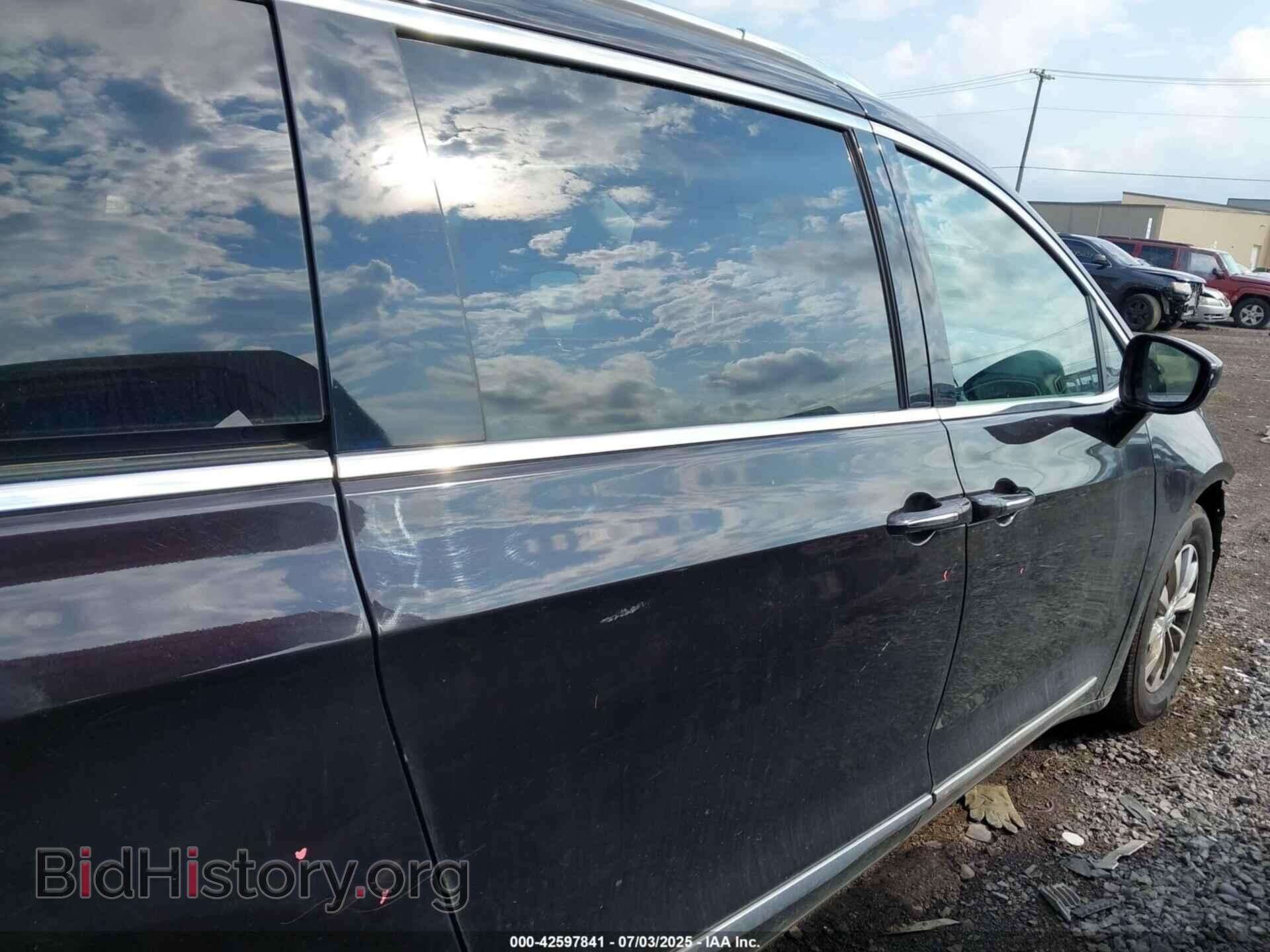 2018 CHRYSLER PACIFICA - VIN: 2C4RC1BG5JR354067 - Photo 13