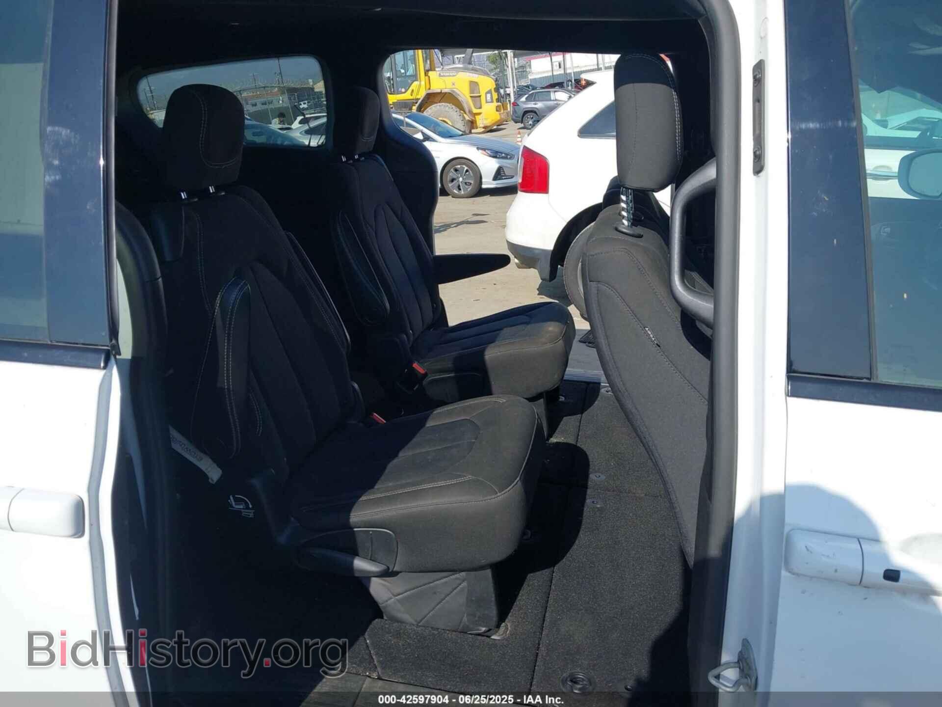 2020 CHRYSLER PACIFICA - VIN: 2C4RC1FG6LR134112 - Фото 8