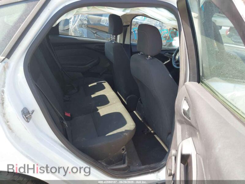2015 Ford FOCUS (VIN 1FADP3E26FL217266) — фото 8 из 16