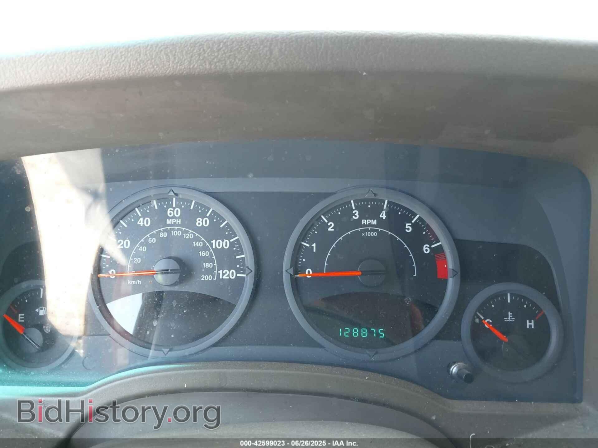 2008 JEEP COMPASS - VIN: 1J8FT47W78D750348 - Фото 7