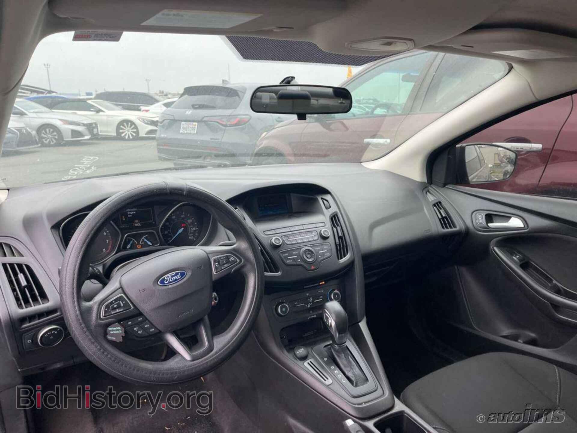 2018 FORD FOCUS - VIN: 1FADP3F28JL237414 - Фото 2