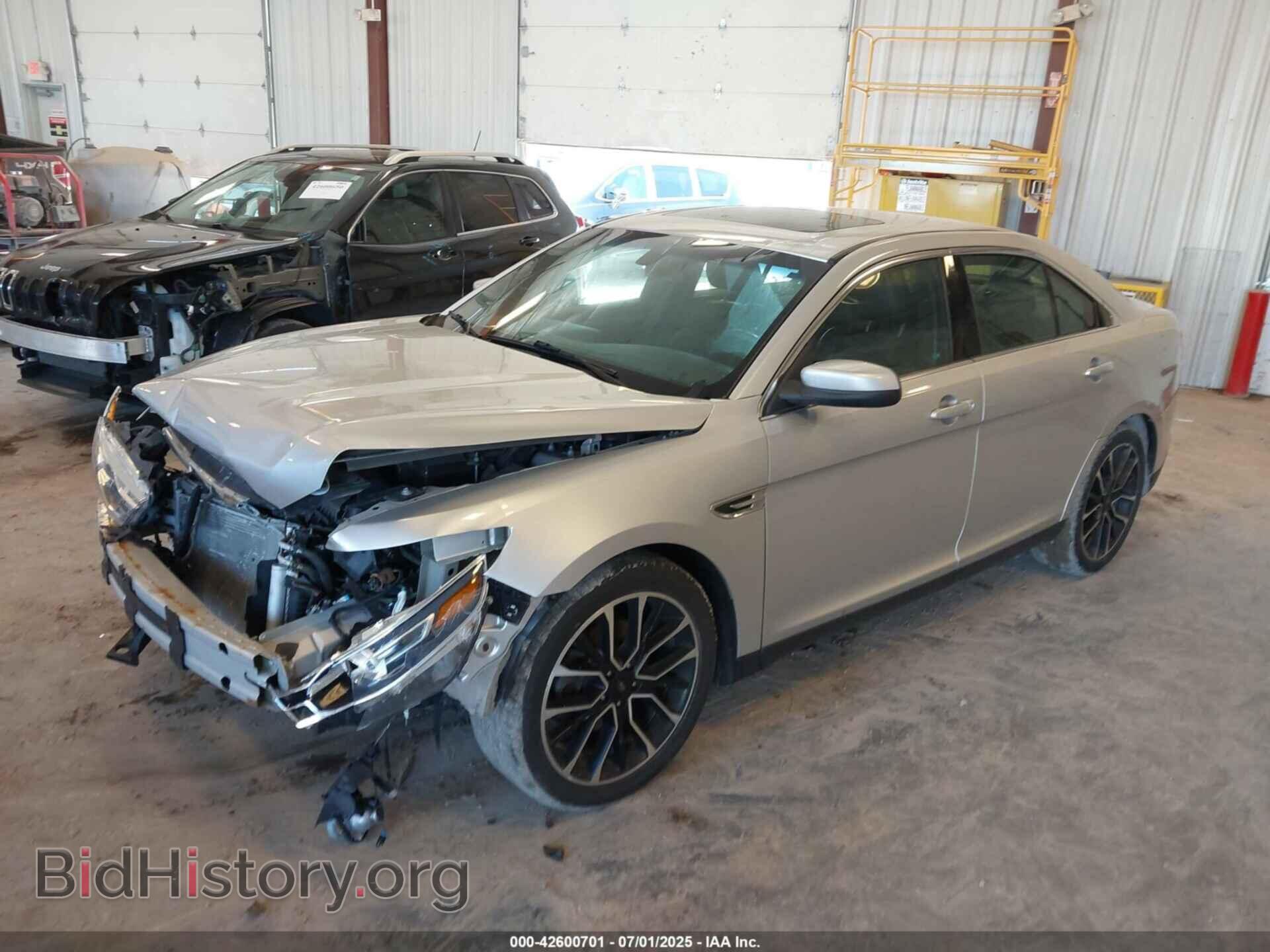 2017 FORD TAURUS - VIN: 1FAHP2E81HG133240 - Фото 2