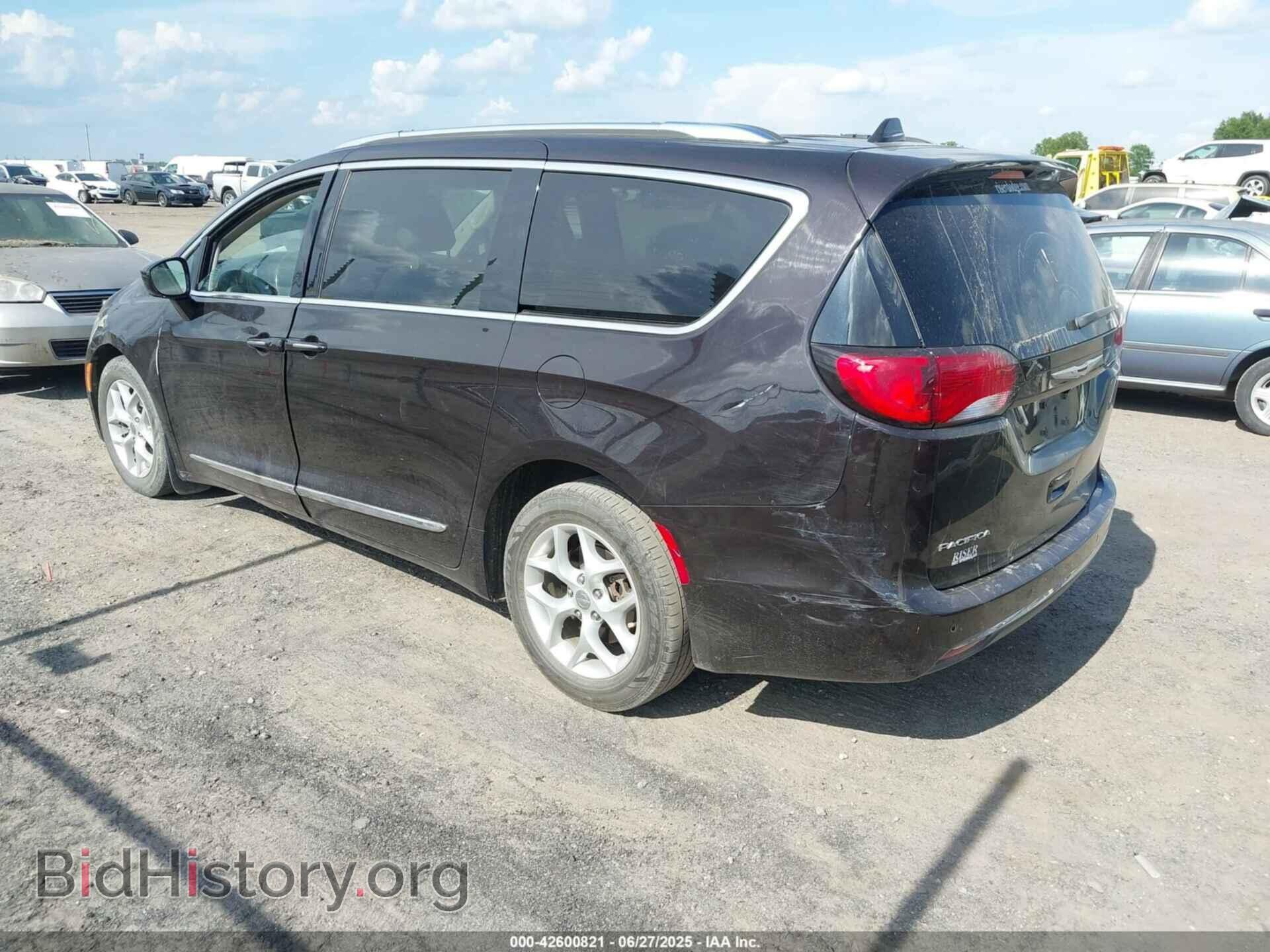 2017 CHRYSLER PACIFICA - VIN: 2C4RC1EG7HR550985 - Photo 3