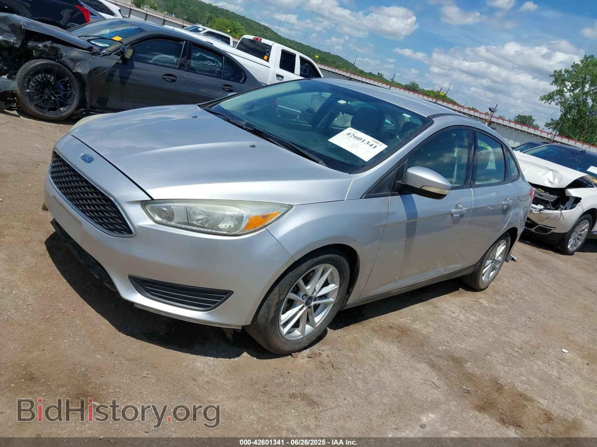2017 FORD FOCUS - VIN: 1FADP3F23HL247505 - Photo 2
