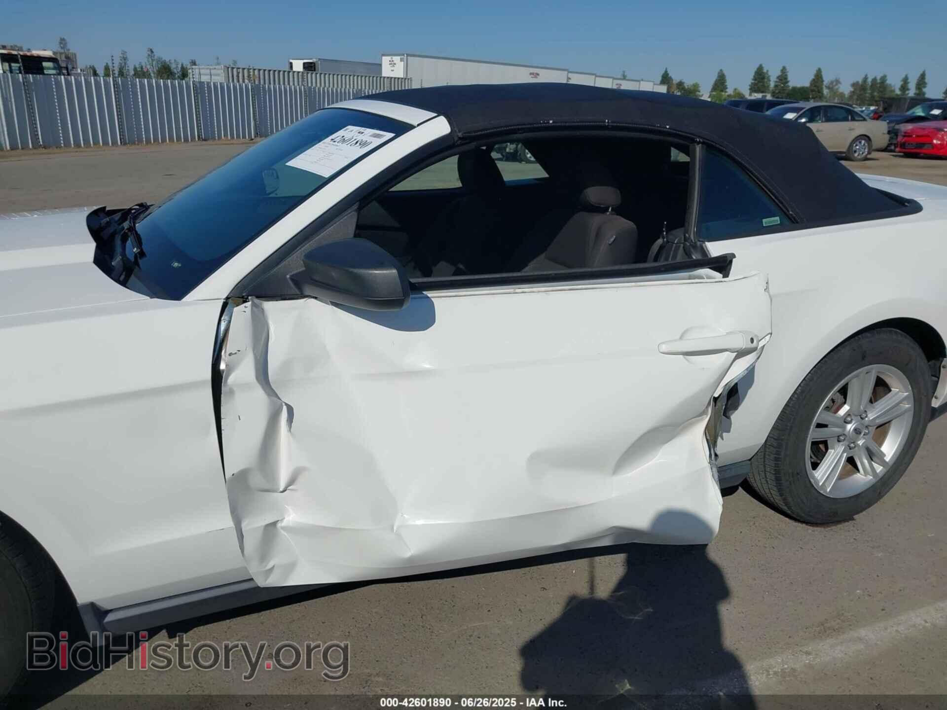 2012 FORD MUSTANG - VIN: 1ZVBP8EM4C5237285 - Фото 6