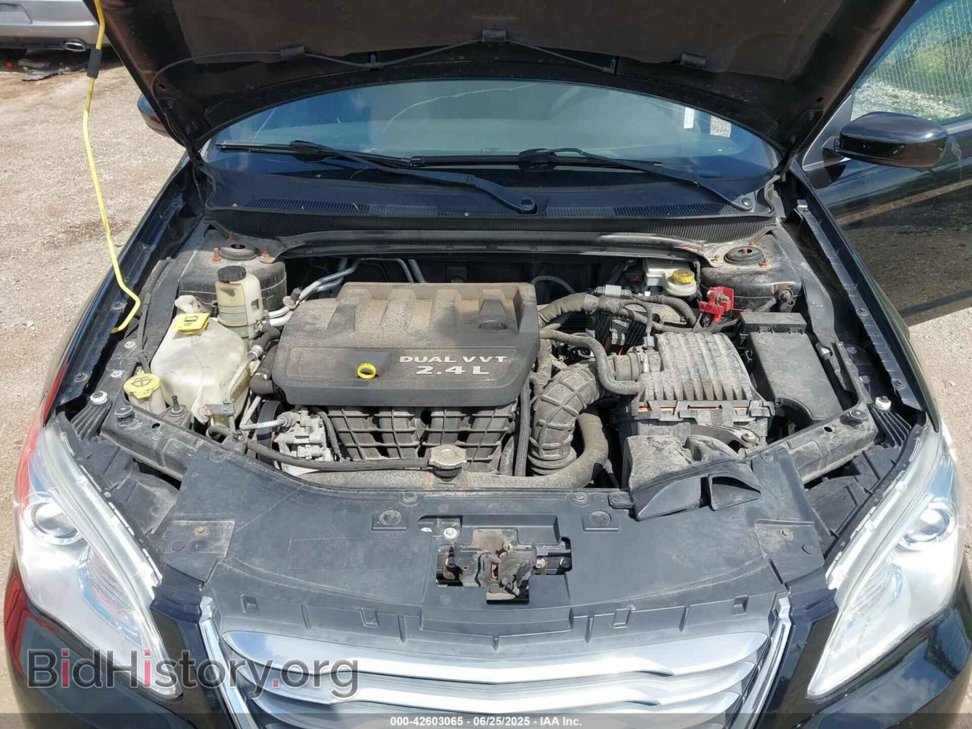 2011 CHRYSLER 200 - VIN: 1C3BC1FB4BN625137 - Фото 10