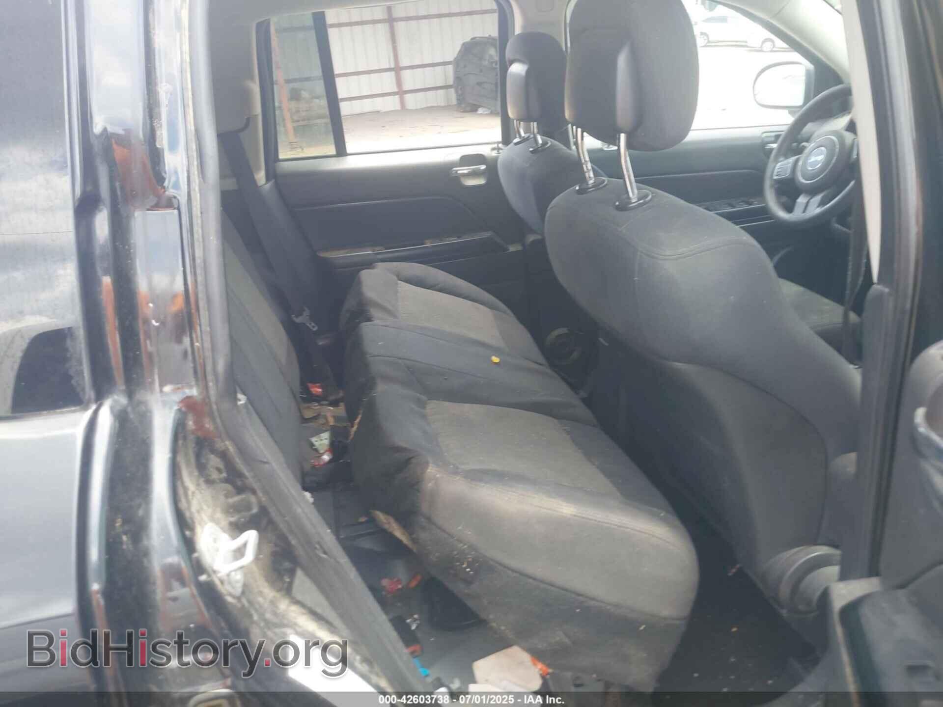 2011 JEEP COMPASS - VIN: 1J4NT1FB2BD150497 - Photo 8