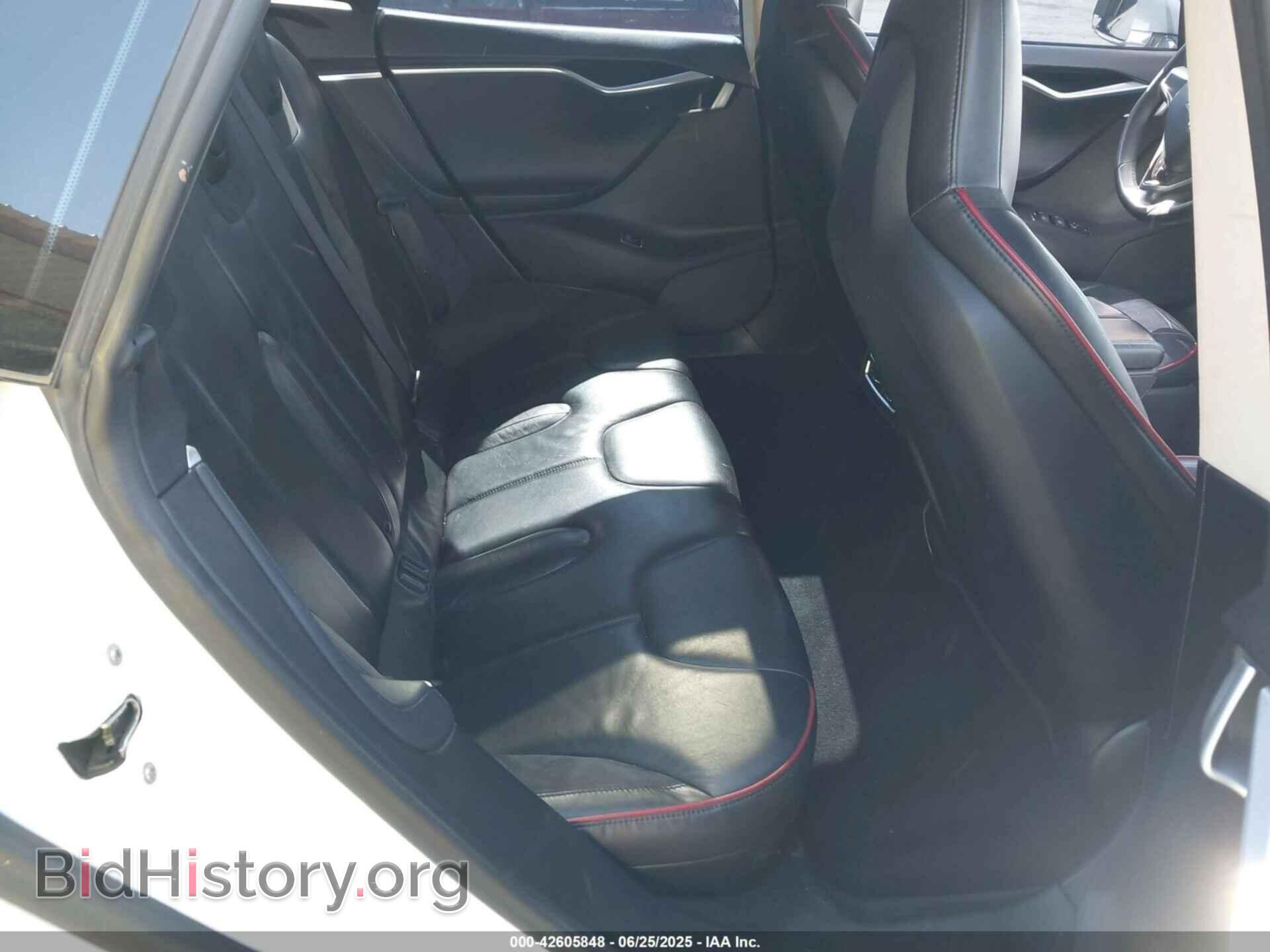 2013 TESLA MODEL S - VIN: 5YJSA1DP5DFP16614 - Фото 8