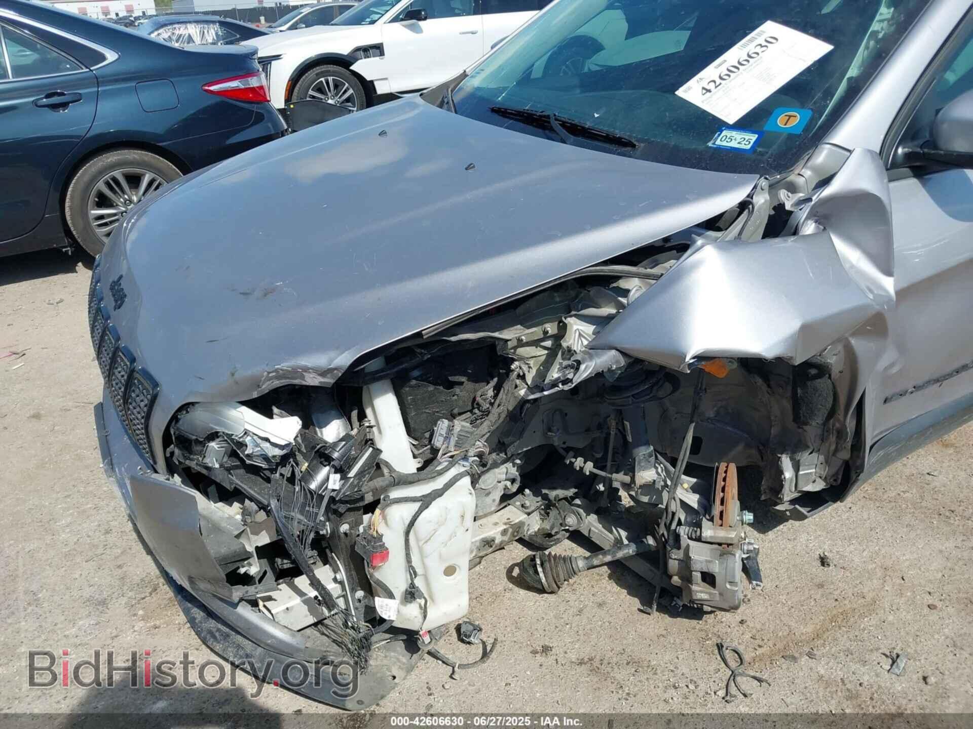 2021 JEEP CHEROKEE - VIN: 1C4PJLLB8MD187352 - Фото 6