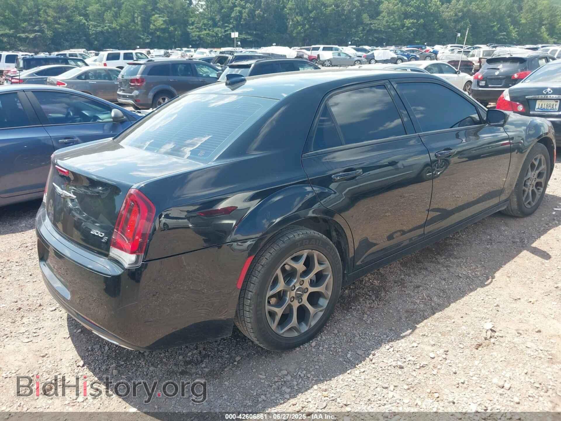 2016 CHRYSLER 300 - VIN: 2C3CCAGG5GH244640 - Фото 4