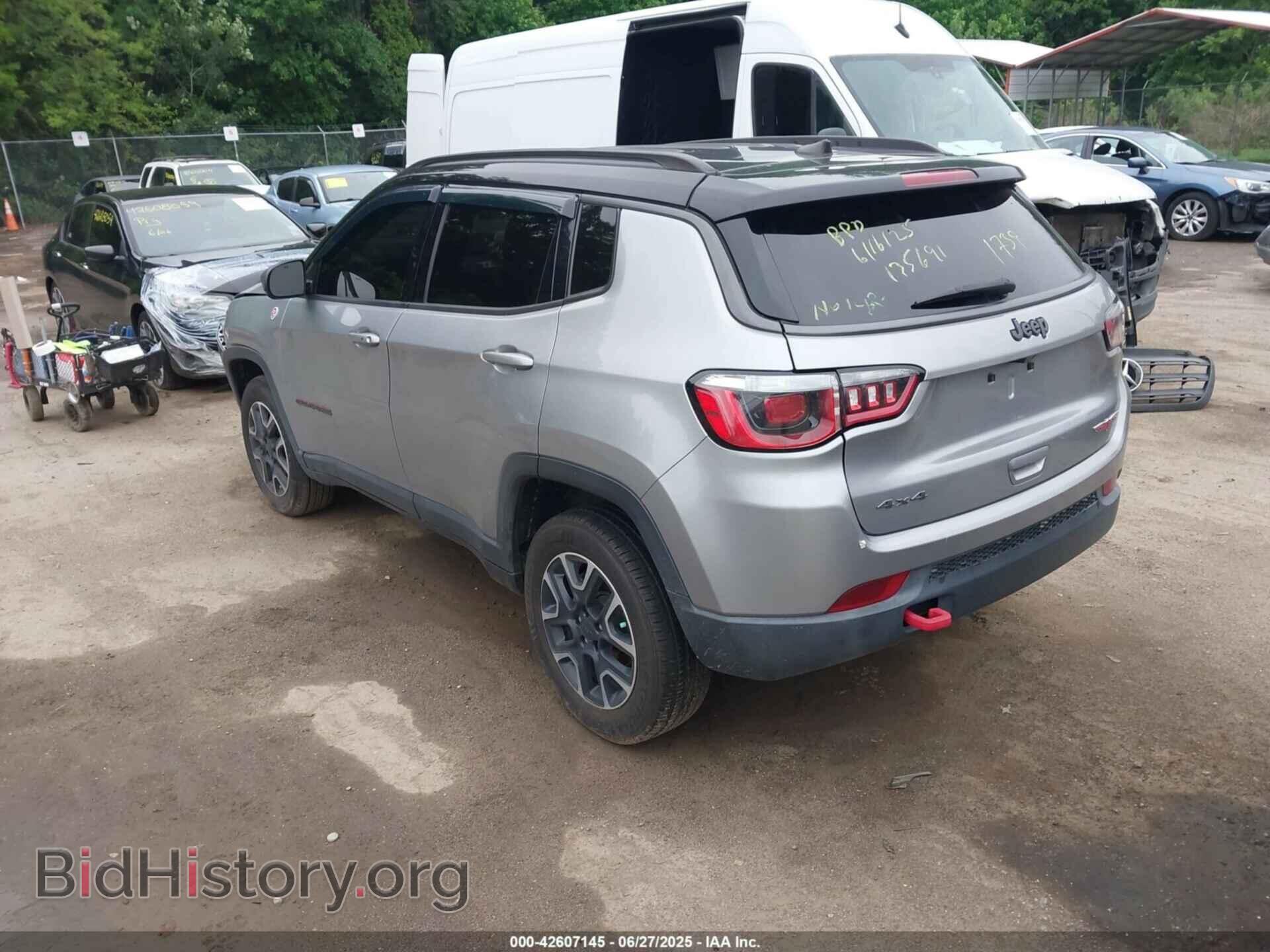 2019 JEEP COMPASS - VIN: 3C4NJDDB5KT671739 - Фото 3