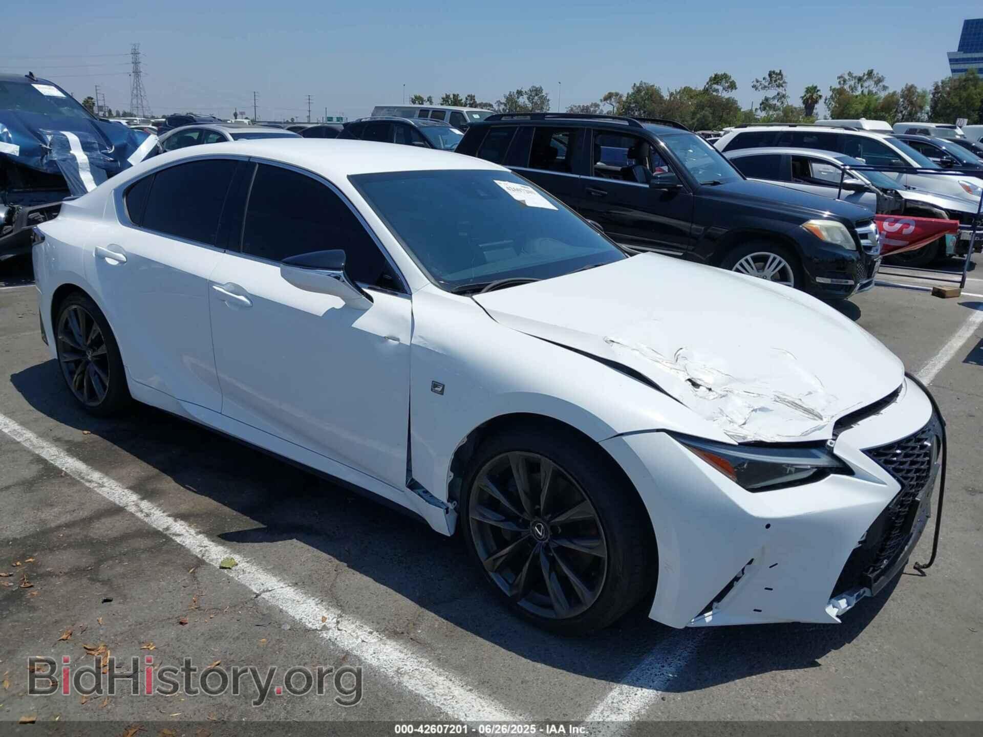 Photo JTHBA1D2XR5131510 - LEXUS IS 300 2024