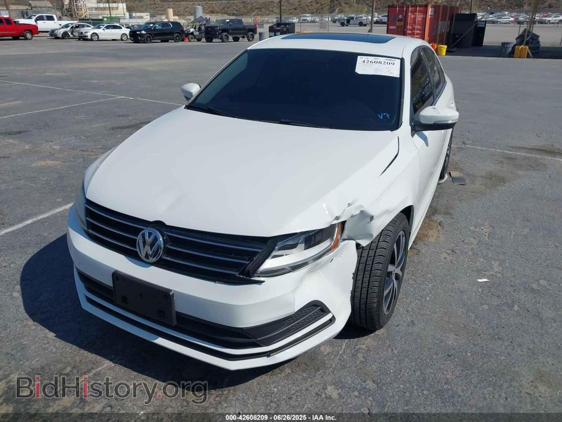2017 VOLKSWAGEN JETTA - VIN: 3VWDB7AJ4HM209596 - Фото 2