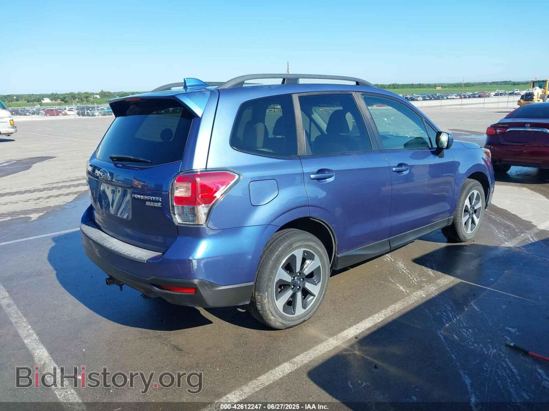 2017 SUBARU FORESTER - VIN: JF2SJAEC3HH406948 - Фото 4