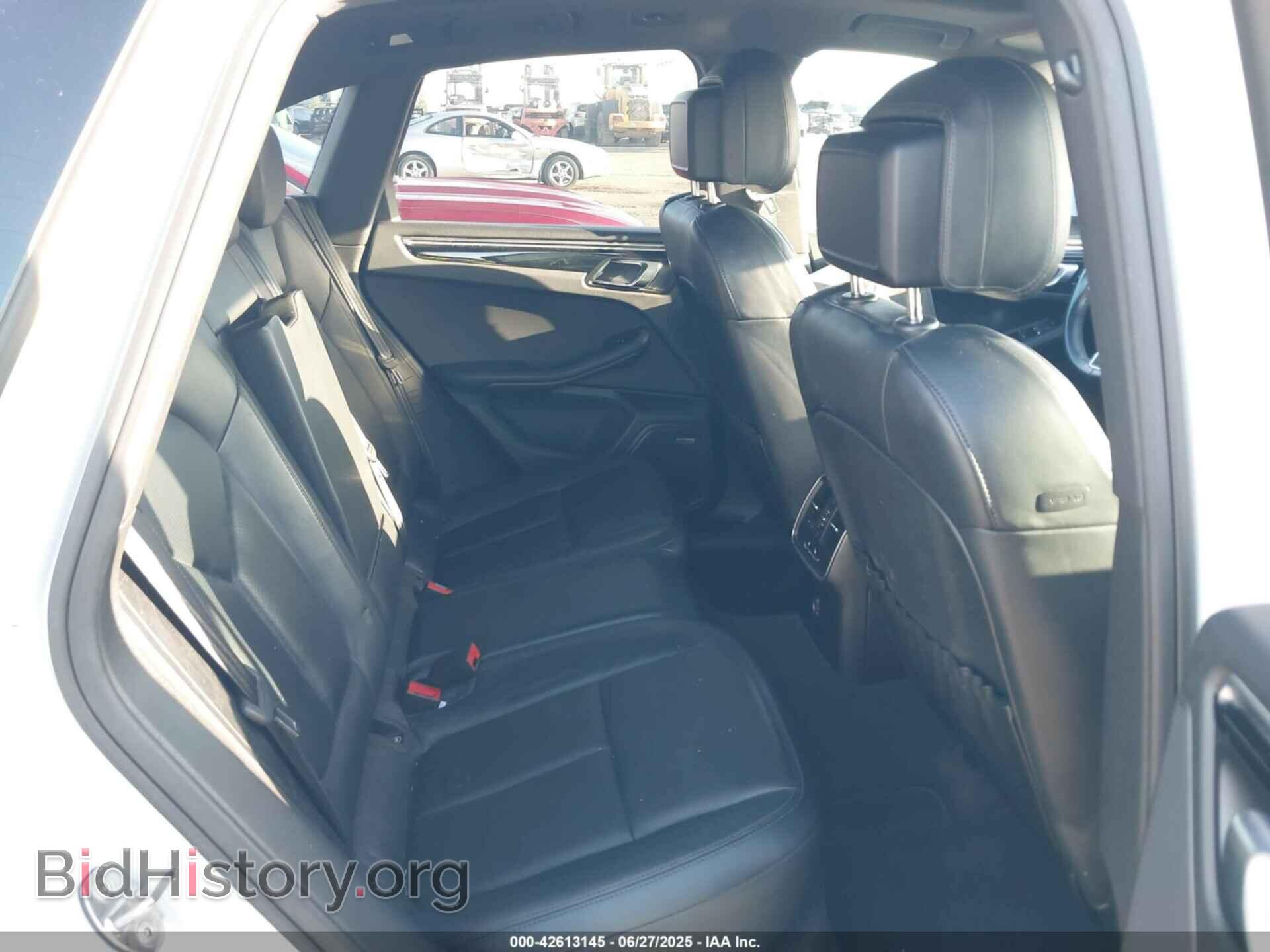 2018 PORSCHE MACAN - VIN: WP1AA2A53JLB01068 - Фото 8