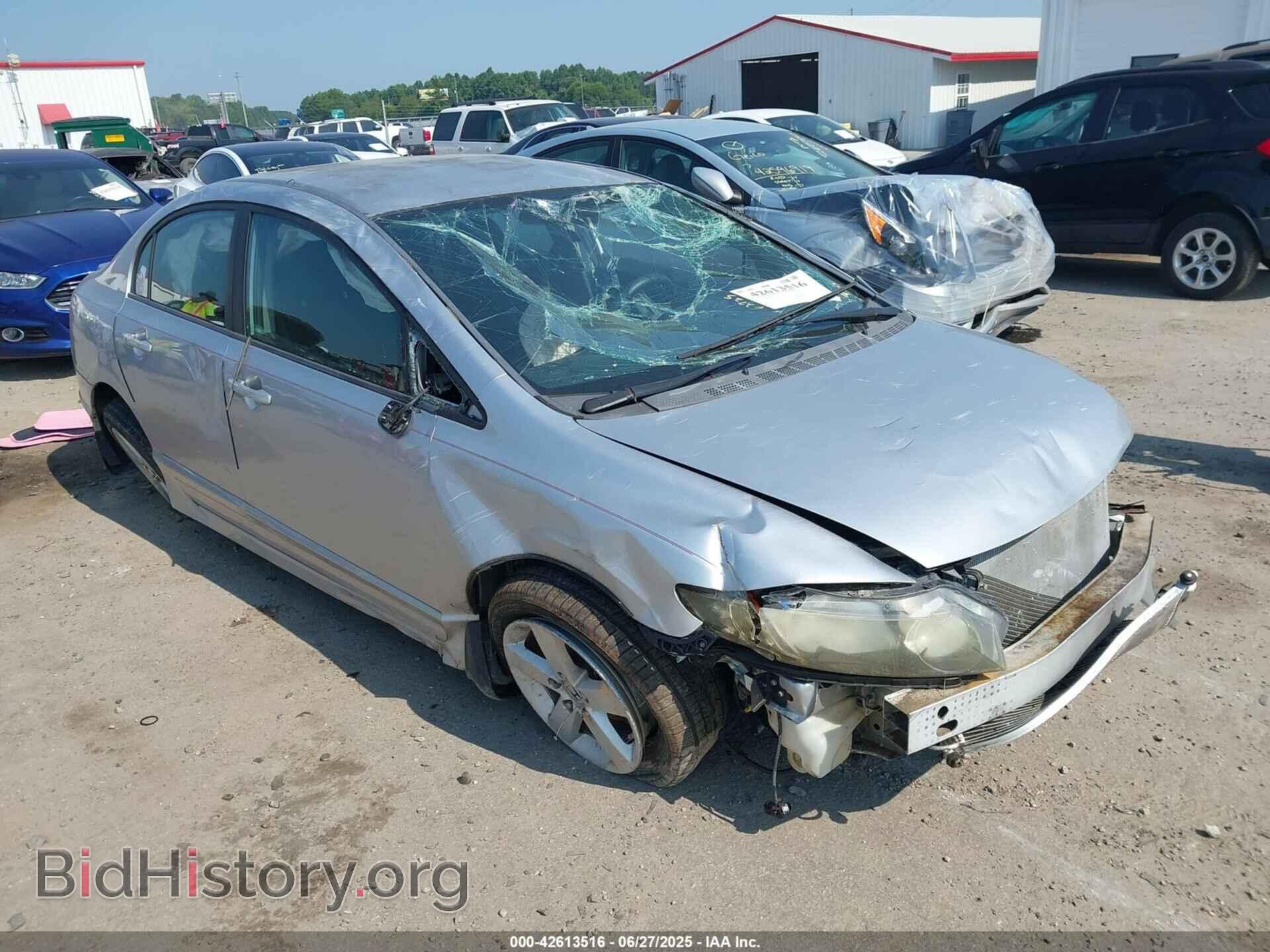 Photo 19XFA1F66BE043759 - HONDA CIVIC 2011