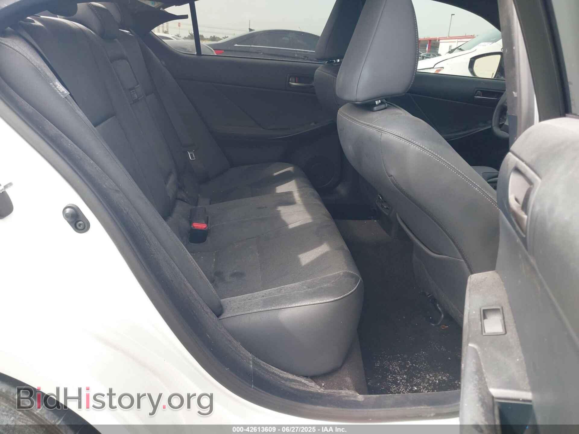 2023 LEXUS IS - VIN: JTHDA1D25P5128391 - Фото 8