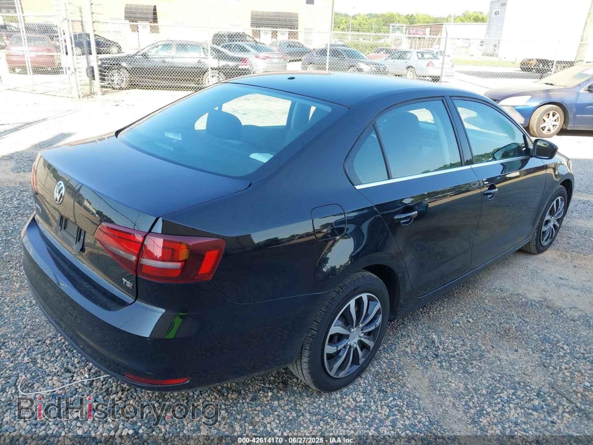 2017 VOLKSWAGEN JETTA - VIN: 3VW2B7AJ8HM398910 - Фото 4