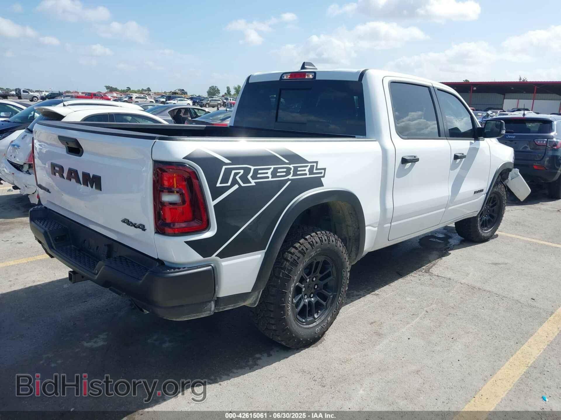 2025 RAM 1500 - VIN: 1C6SRFLP7SN685637 - Фото 4