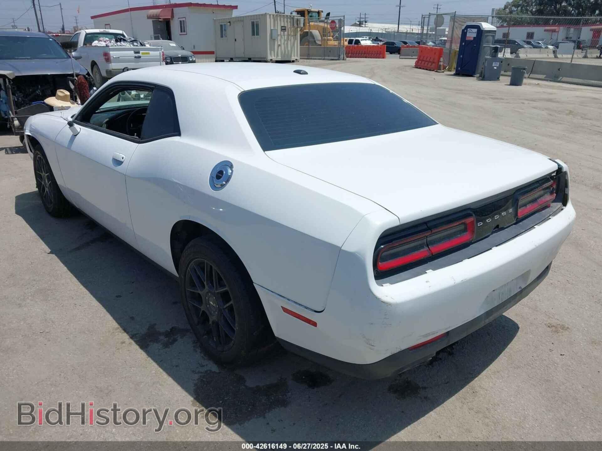 2016 DODGE CHALLENGER - VIN: 2C3CDZAG4GH254905 - Фото 3