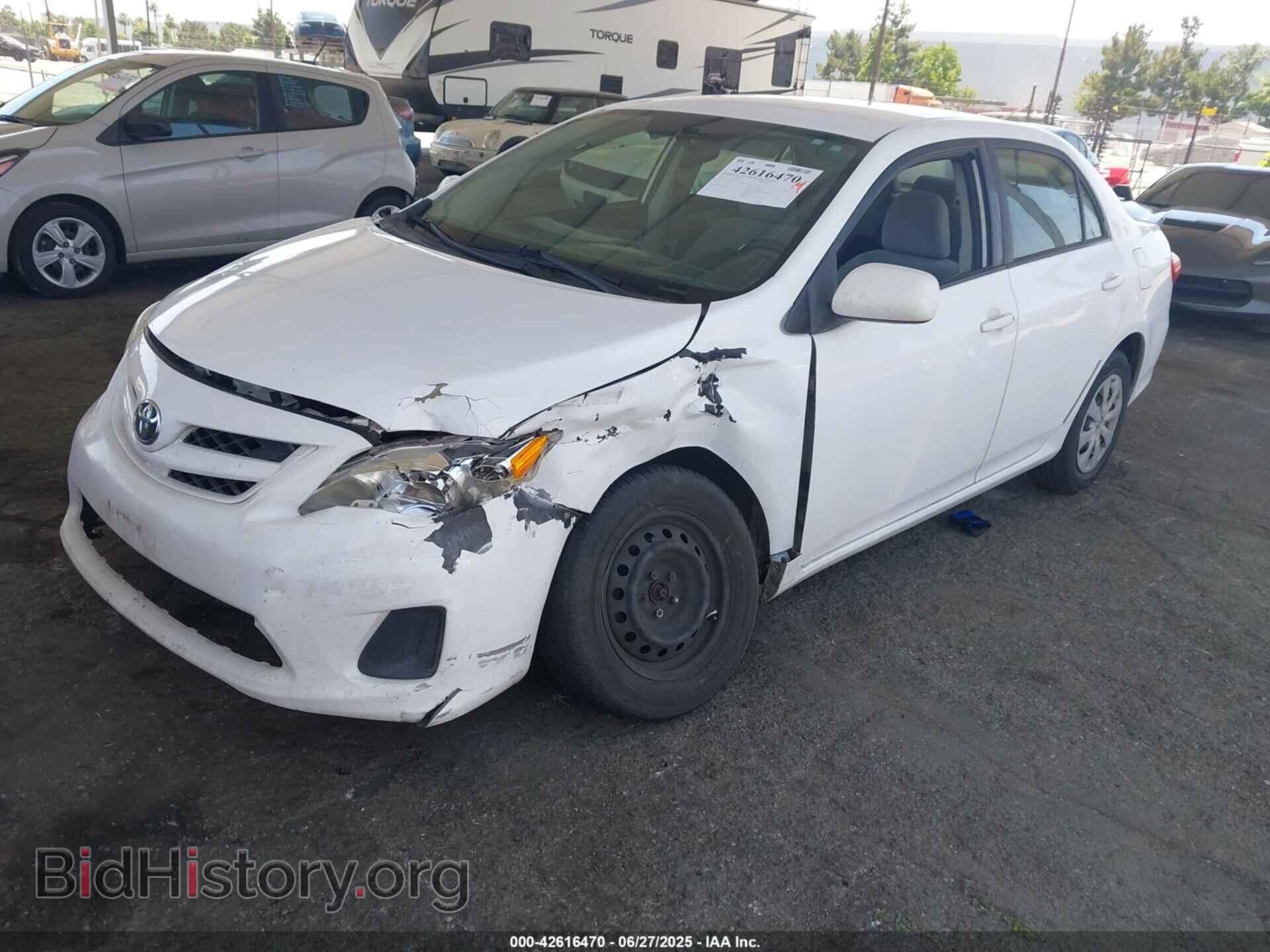 2011 TOYOTA COROLLA - VIN: JTDBU4EEXB9132299 - Фото 2