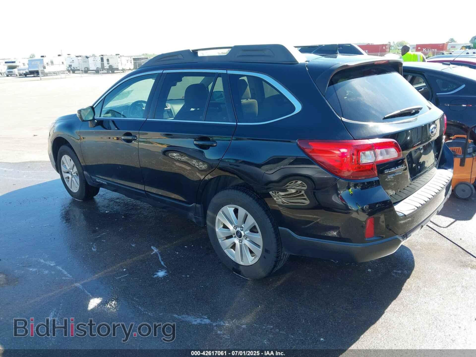 2017 SUBARU OUTBACK - VIN: 4S4BSAFC2H3363786 - Фото 3