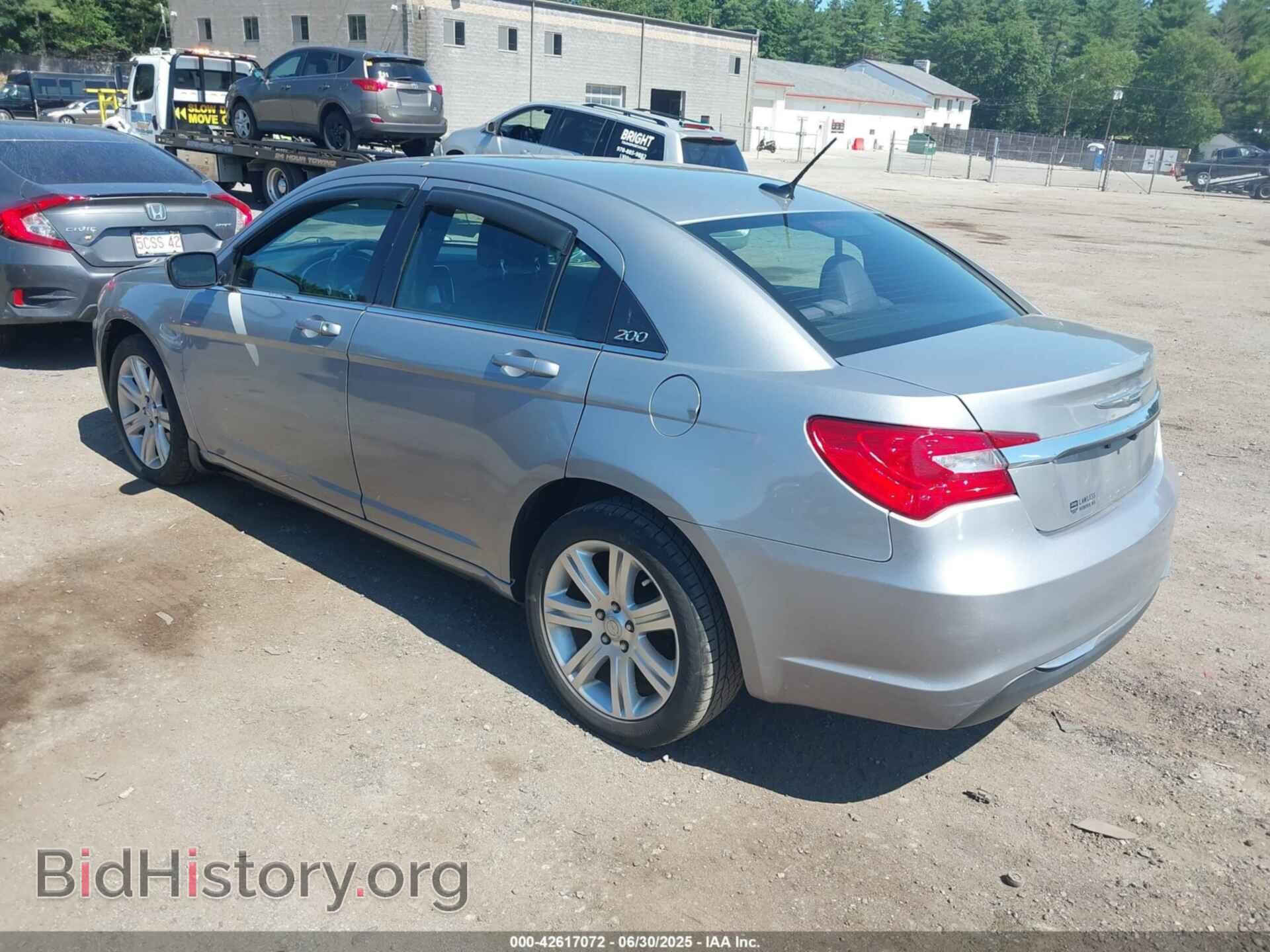 2013 CHRYSLER 200 - VIN: 1C3CCBBB7DN612076 - Photo 3
