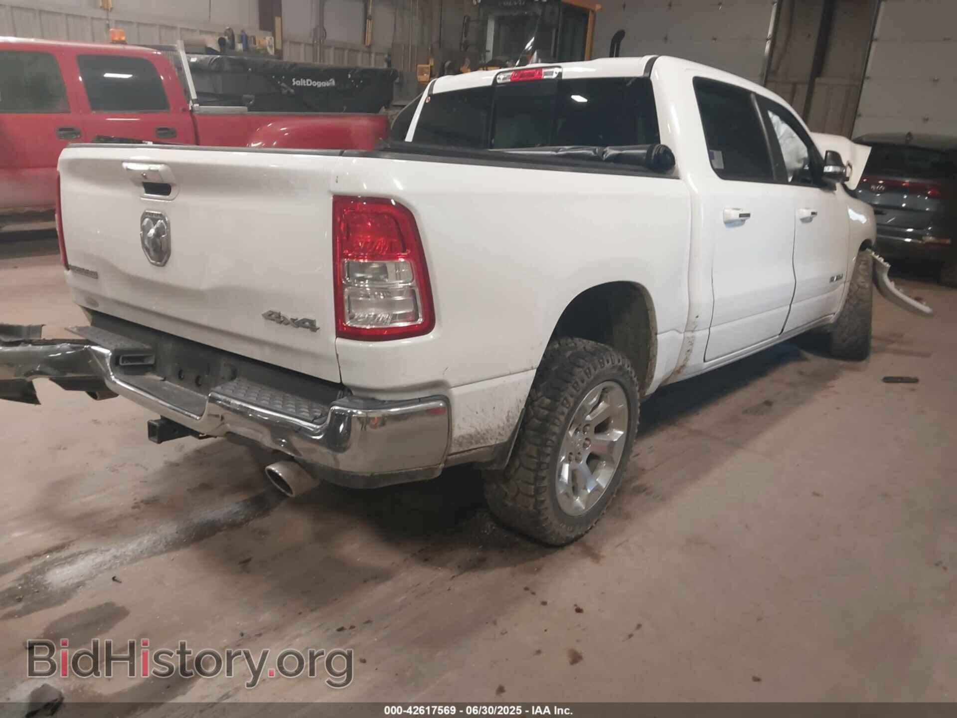2019 RAM 1500 - VIN: 1C6SRFFT6KN736781 - Фото 4