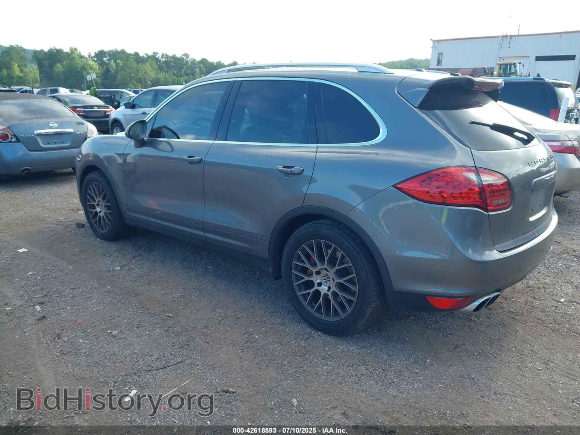 2012 PORSCHE CAYENNE - VIN: WP1AC2A29CLA81105 - Фото 3