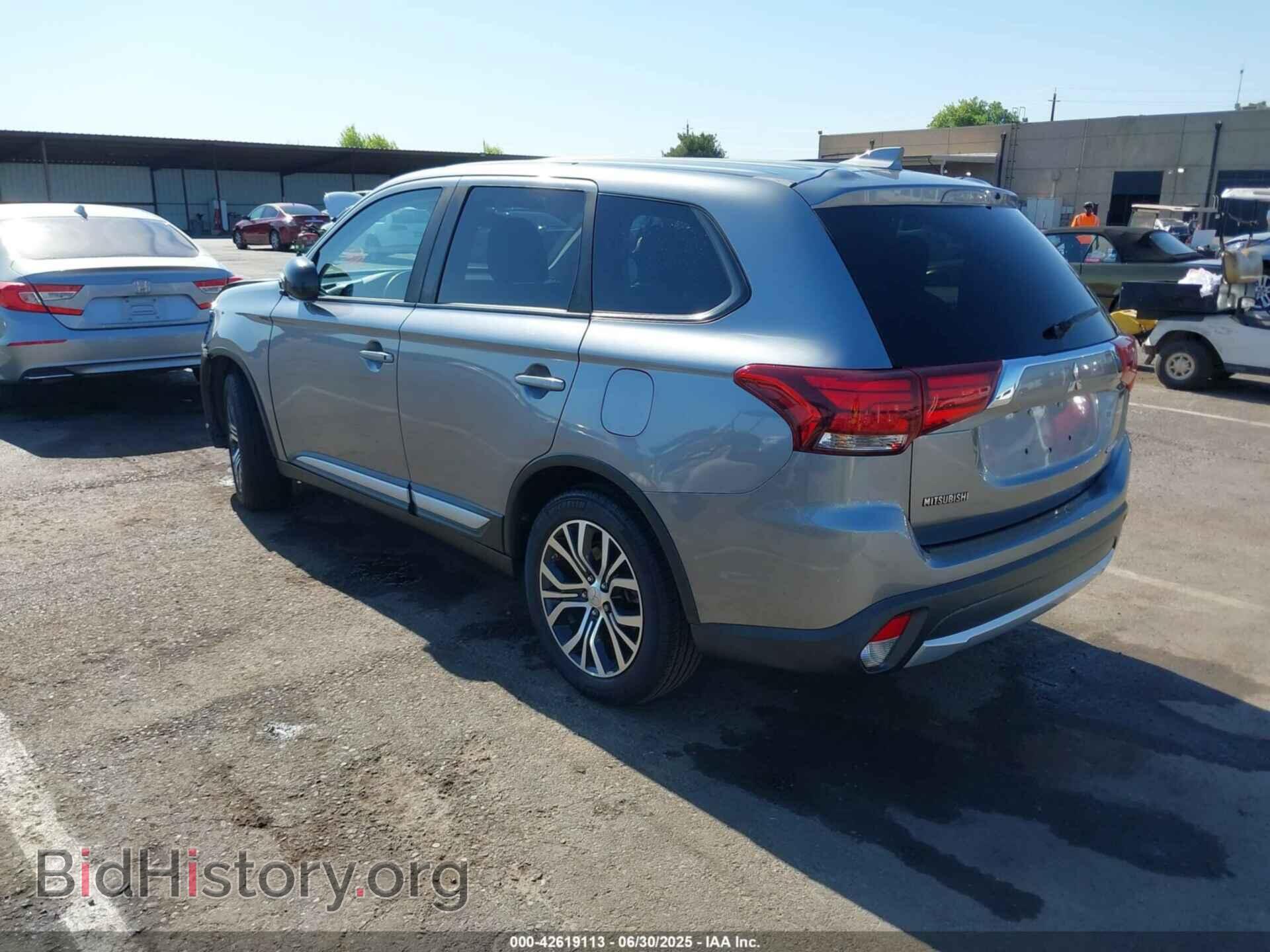 2017 MITSUBISHI OUTLANDER - VIN: JA4AD2A32HZ013511 - Фото 3