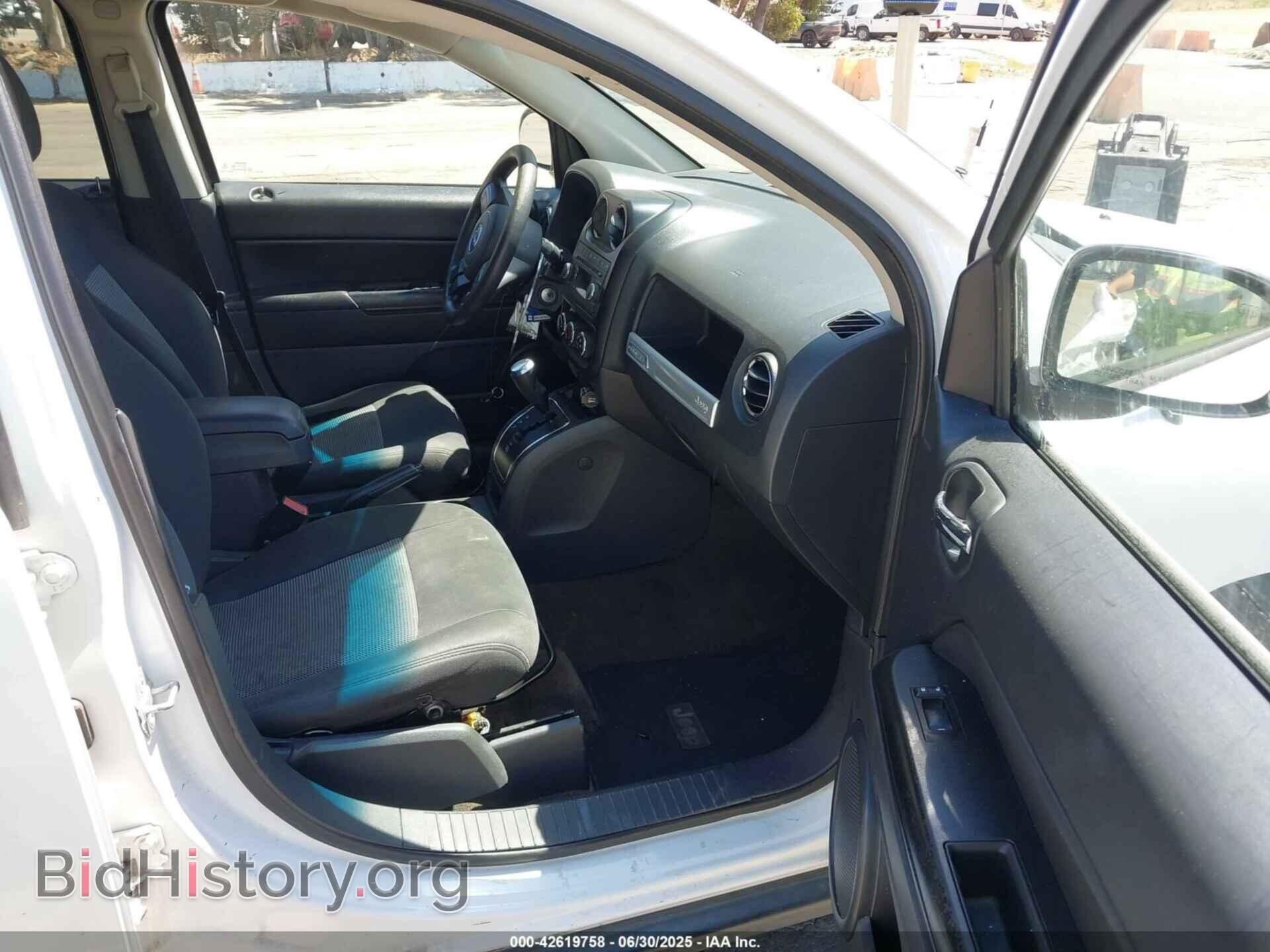 2014 JEEP COMPASS - VIN: 1C4NJCBA1ED696684 - Фото 5