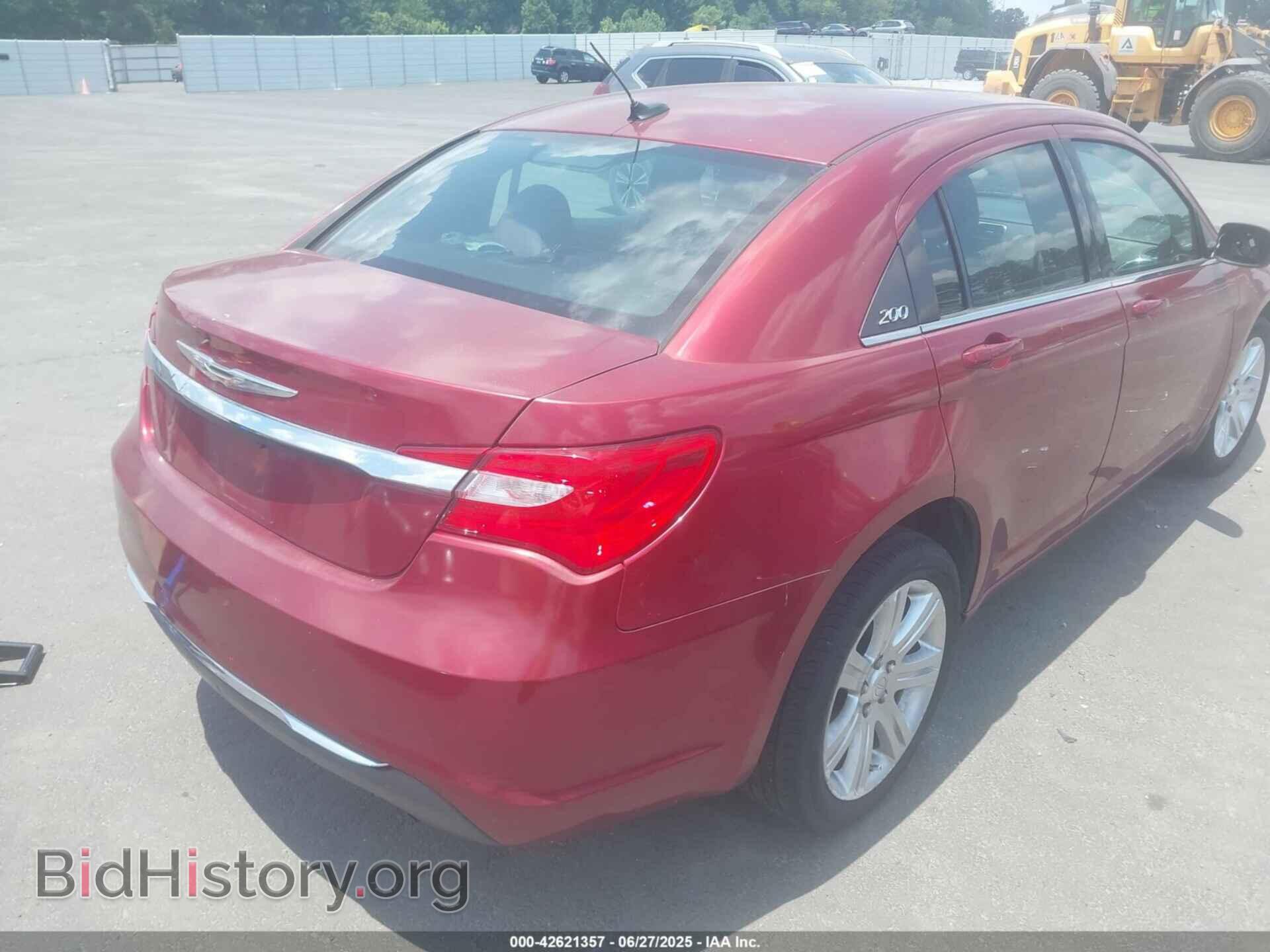 2013 CHRYSLER 200 - VIN: 1C3CCBAB6DN670410 - Фото 4