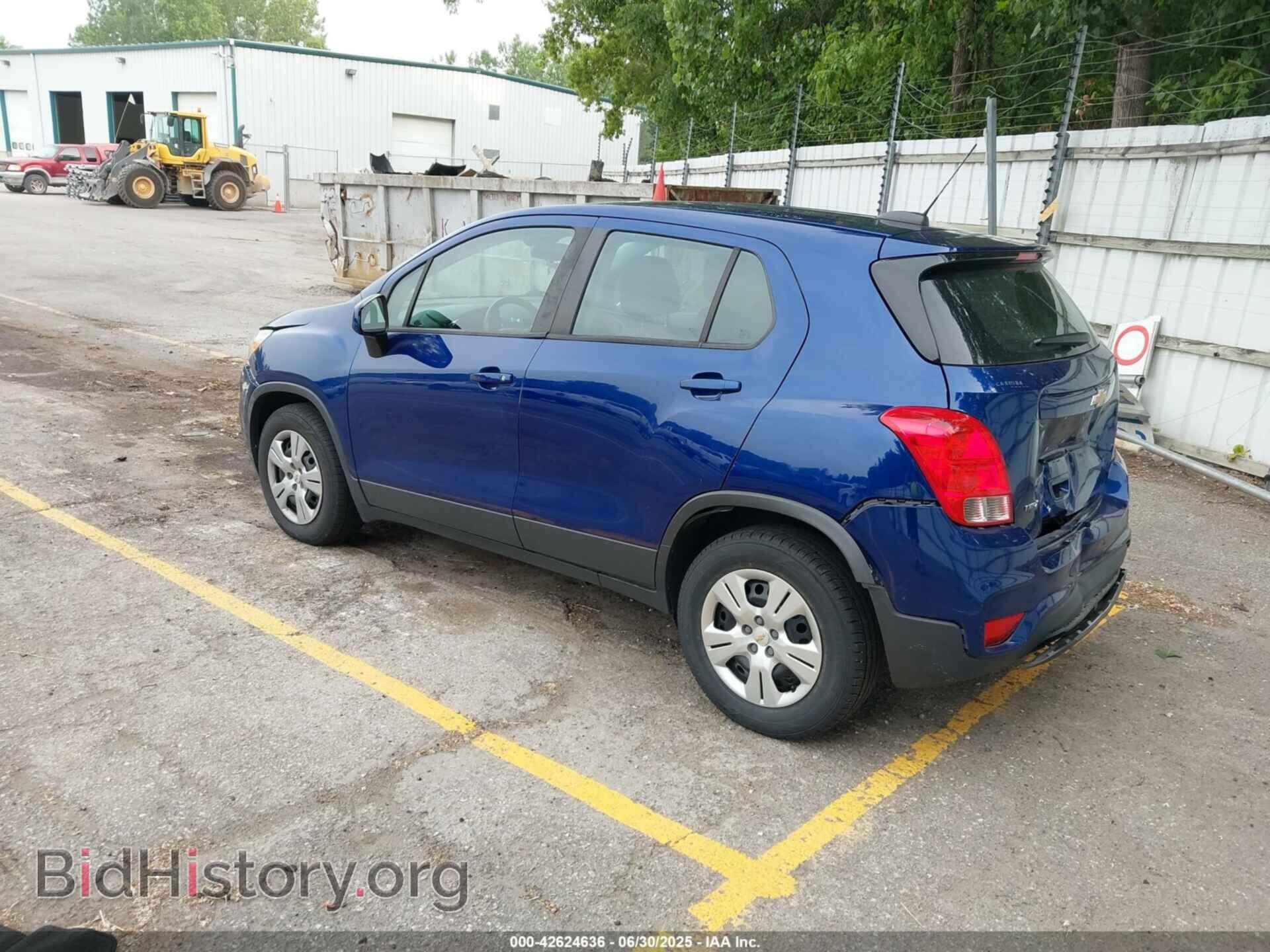 2017 CHEVROLET TRAX - VIN: 3GNCJKSB6HL174732 - Фото 3