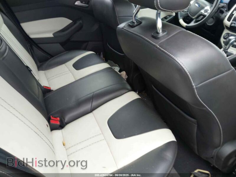2012 Ford FOCUS (VIN 1FAHP3N24CL283473) — фото 8 из 17