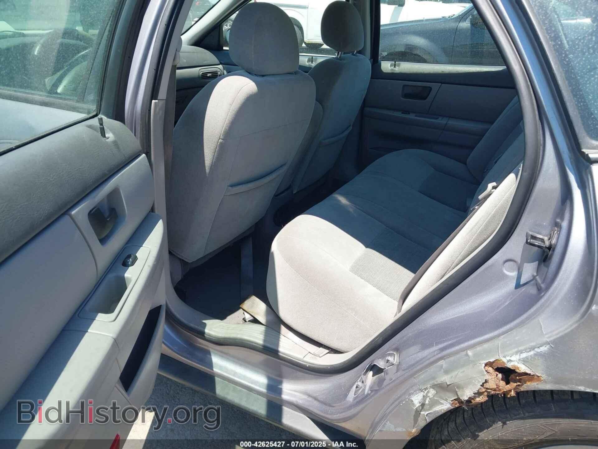 2007 FORD TAURUS - VIN: 1FAFP53U47A211410 - Фото 8