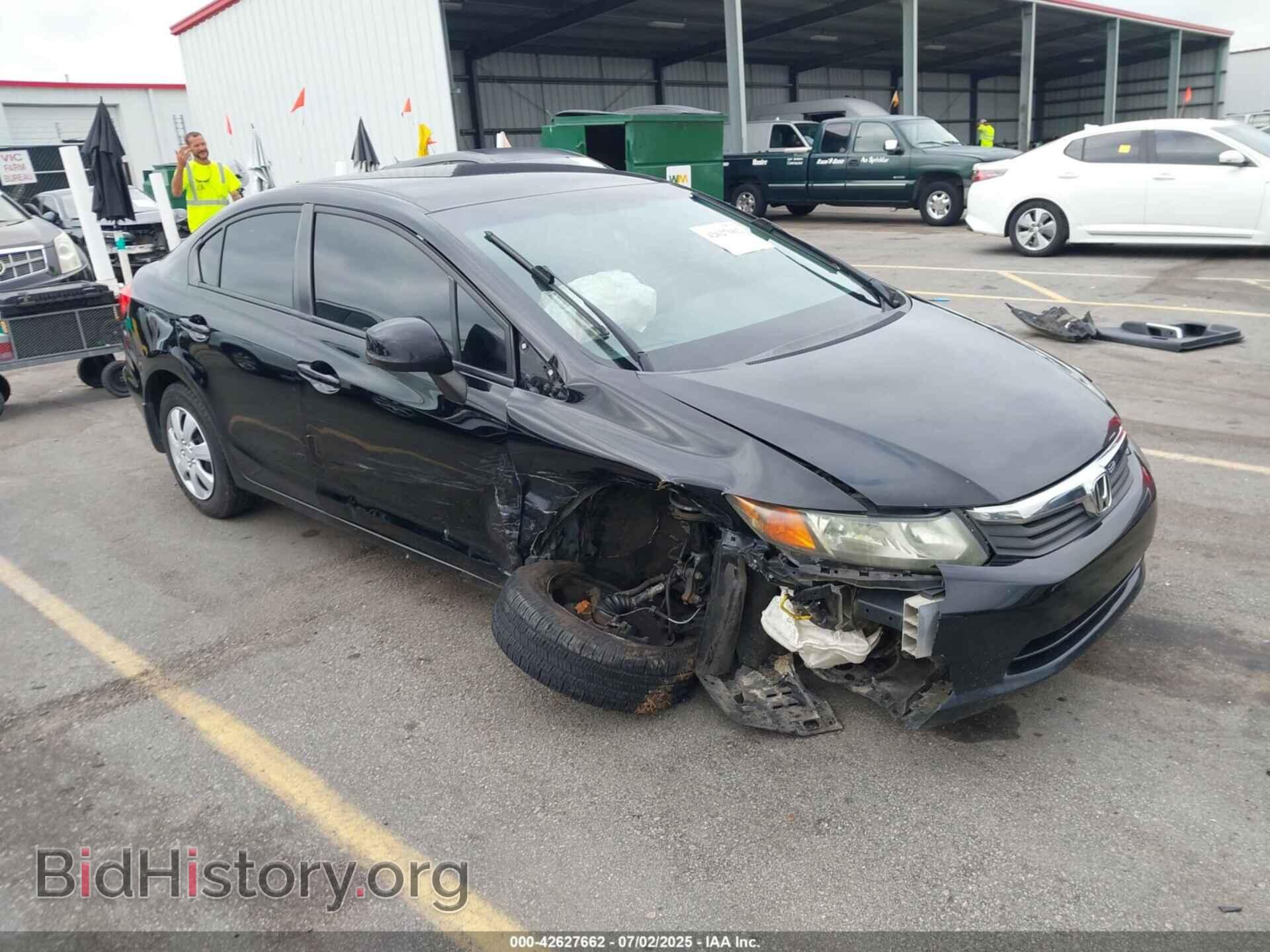 Photo 2HGFB2F59CH334872 - HONDA CIVIC 2012