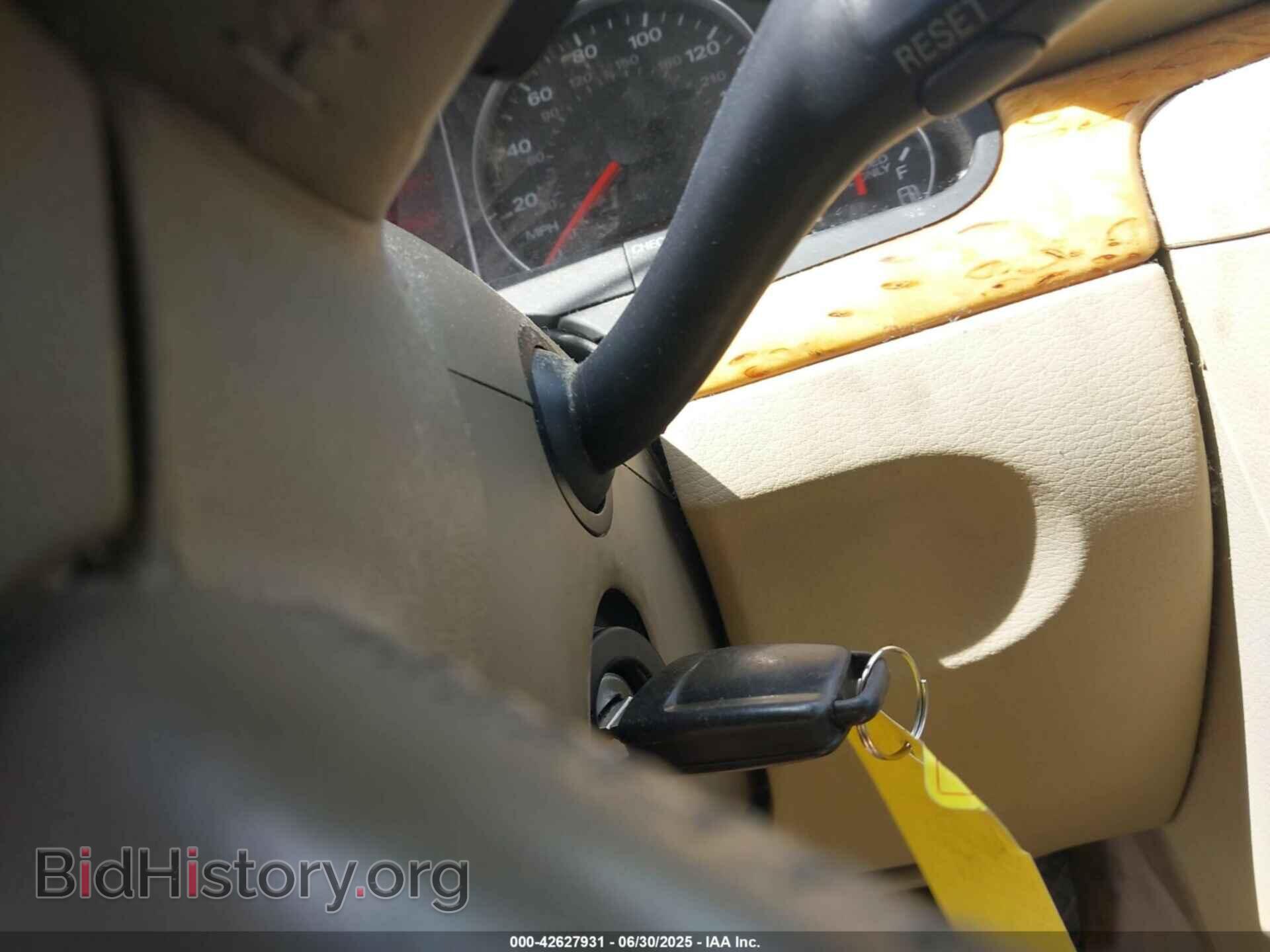 2008 AUDI A4 - VIN: WAUDF78E48A156229 - Фото 11