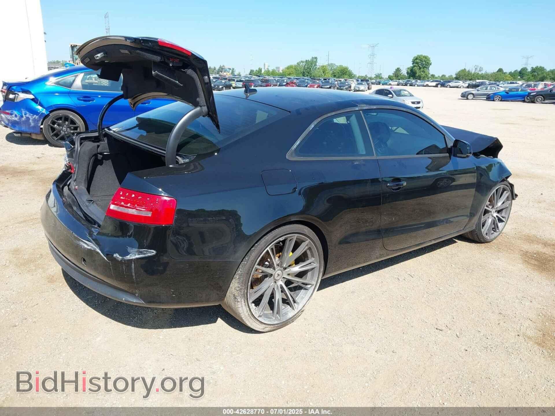 2010 AUDI A5 - VIN: WAULFAFR9AA004404 - Фото 4