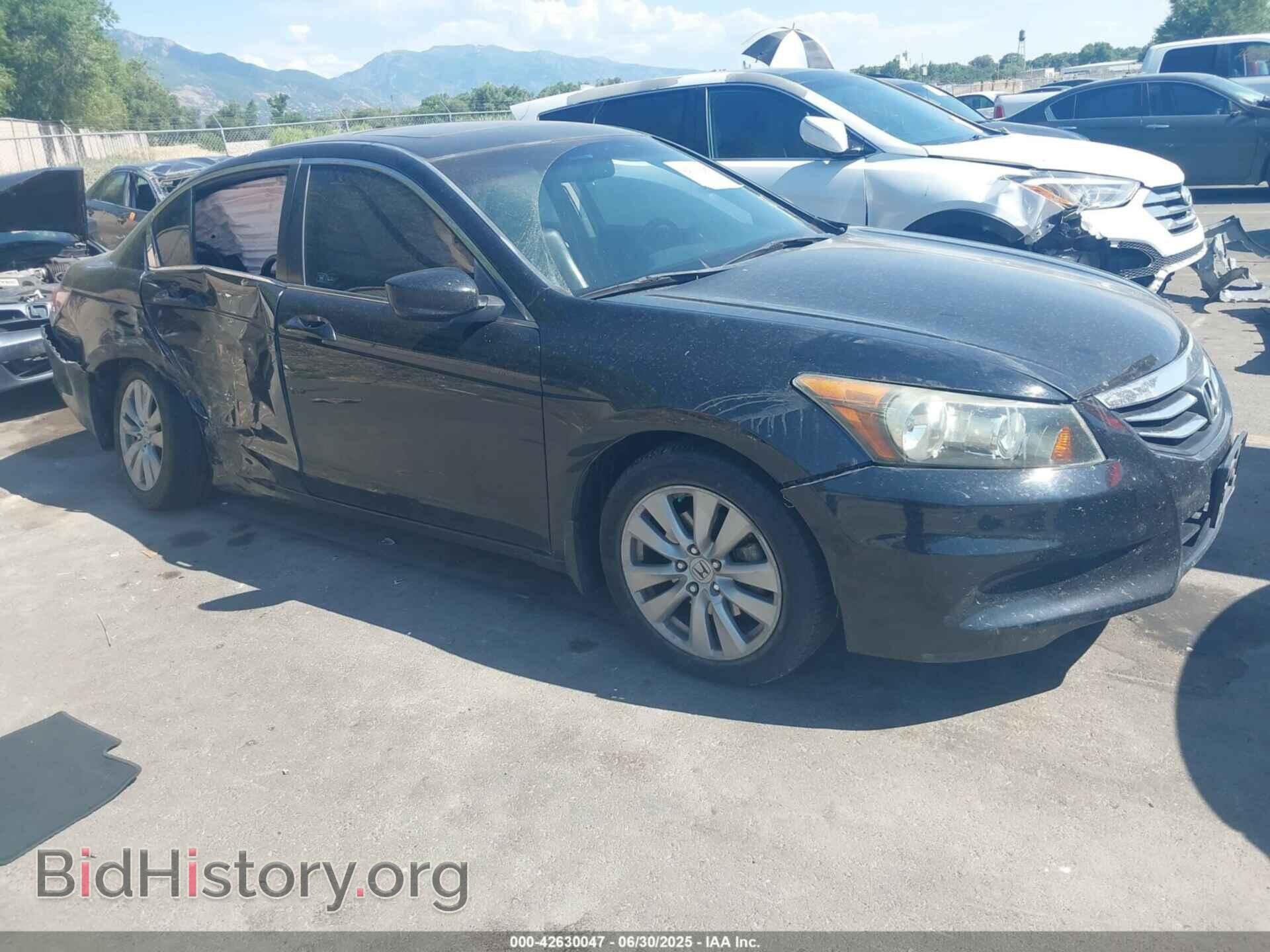 Photo 1HGCP2F85BA116665 - HONDA ACCORD 2011
