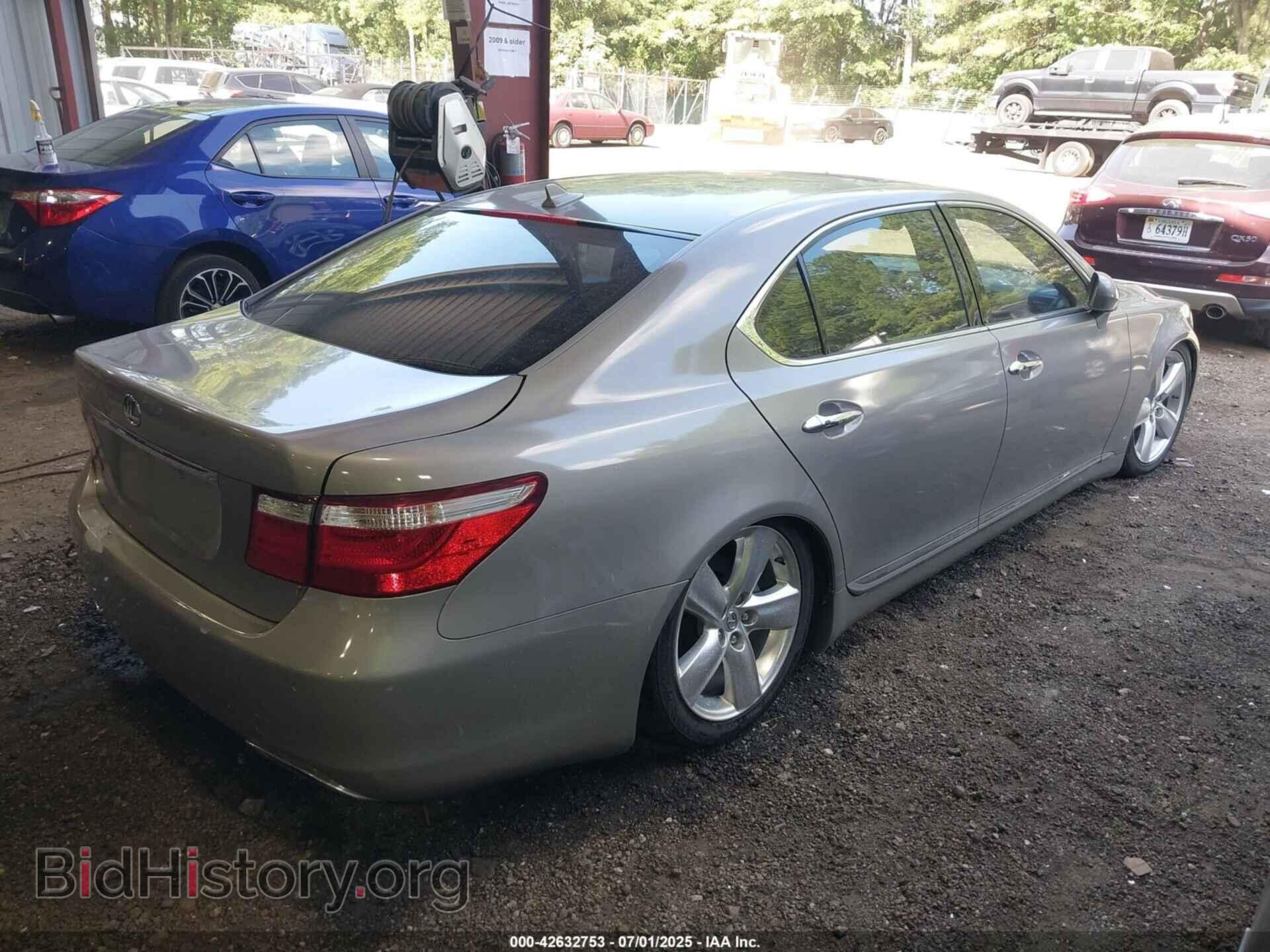 2008 LEXUS LS 460 - VIN: JTHGL46F385029014 - Photo 4