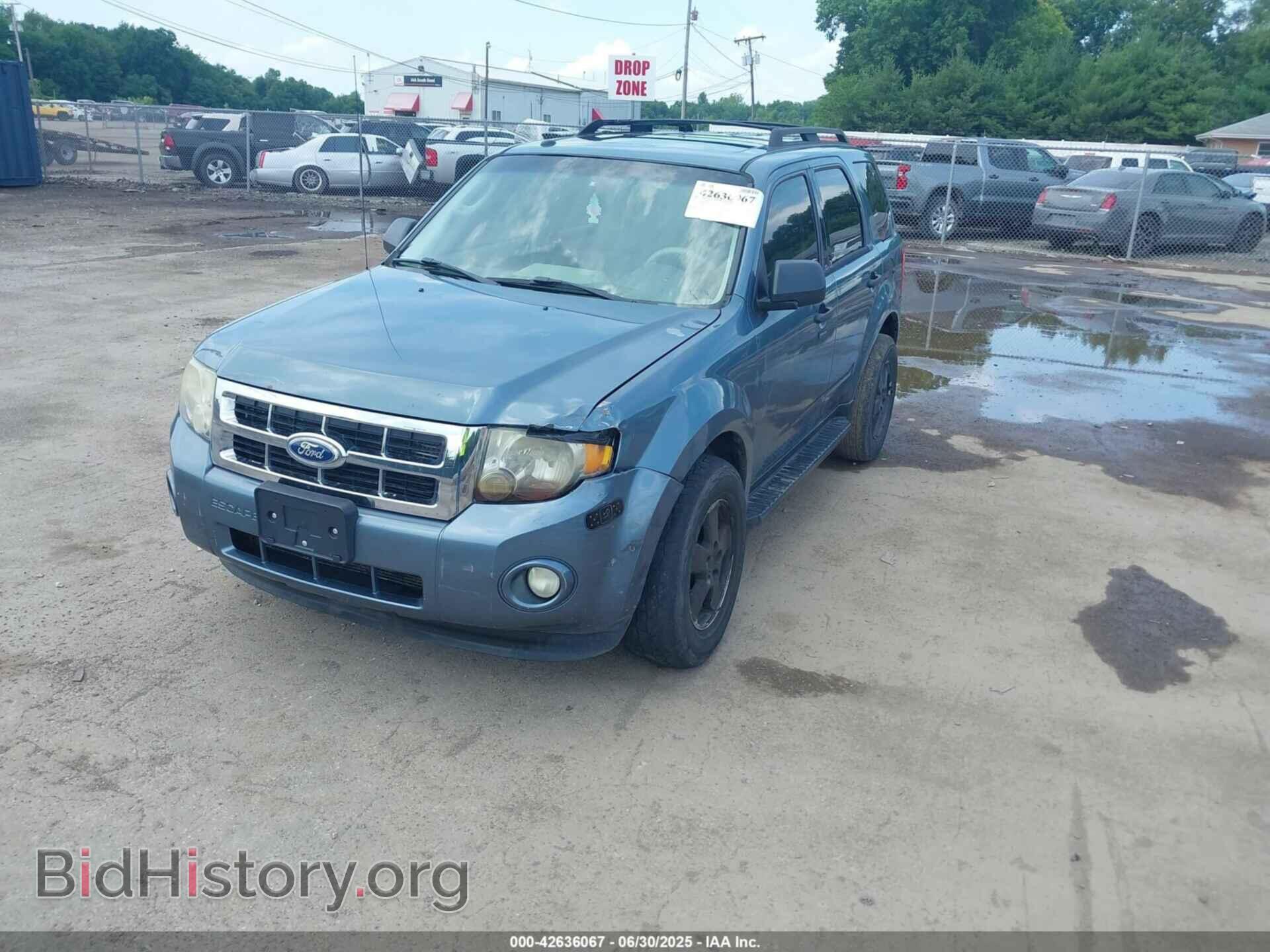 2011 FORD ESCAPE - VIN: 1FMCU0D78BKA32979 - Фото 2