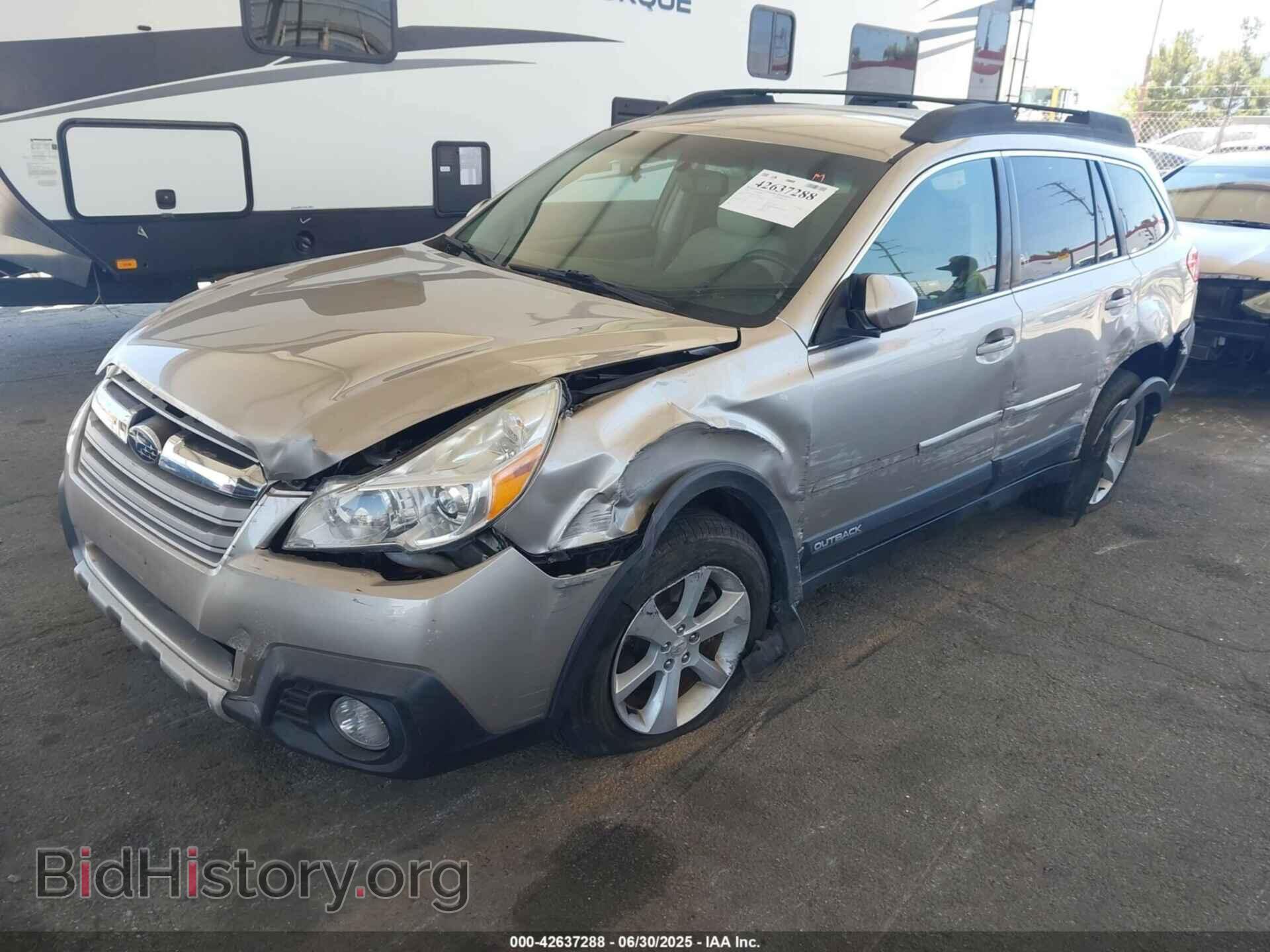 2014 SUBARU OUTBACK - VIN: 4S4BRDKC8E2203576 - Фото 2