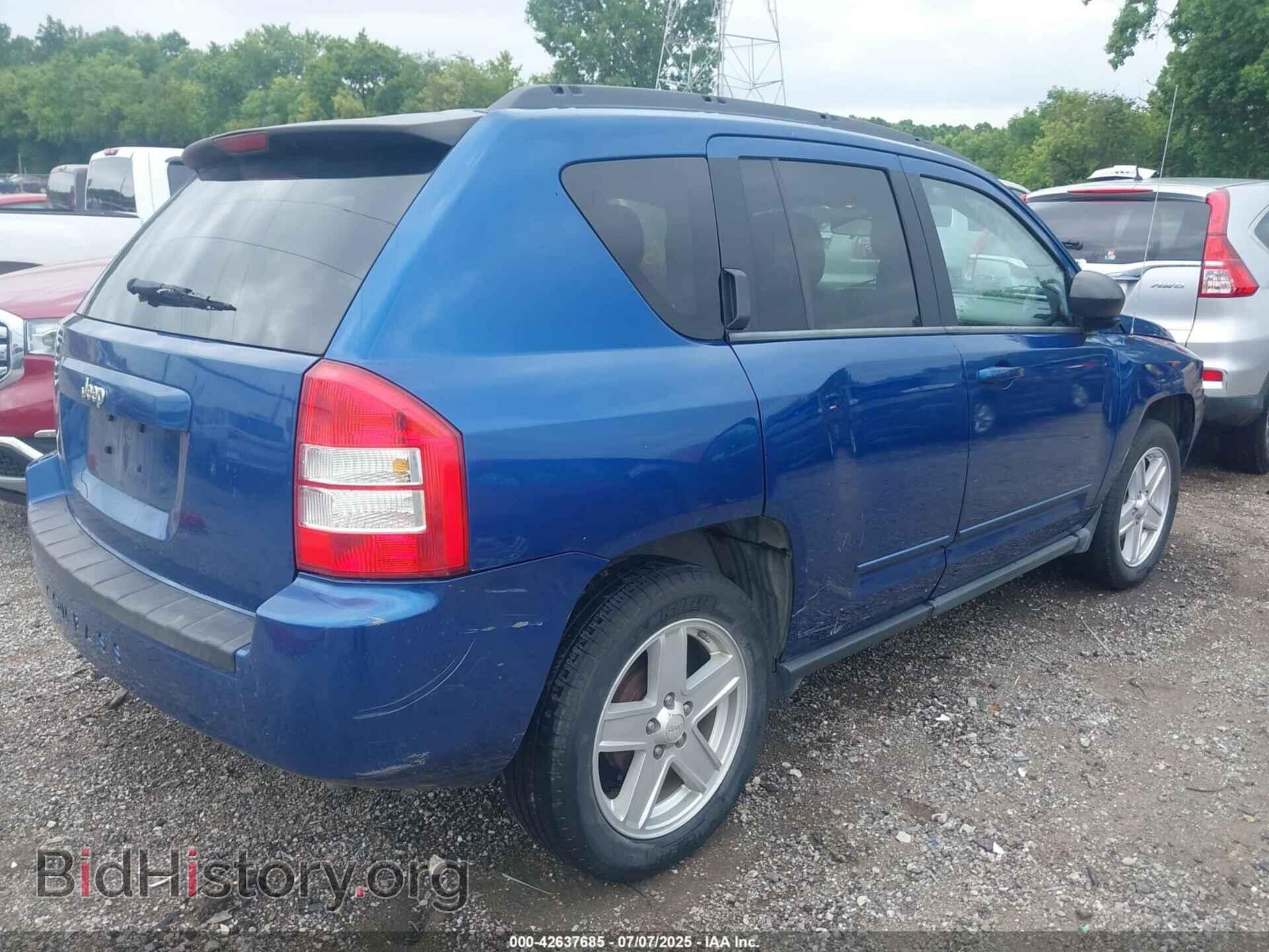 2010 JEEP COMPASS - VIN: 1J4NT4FB0AD569383 - Фото 4