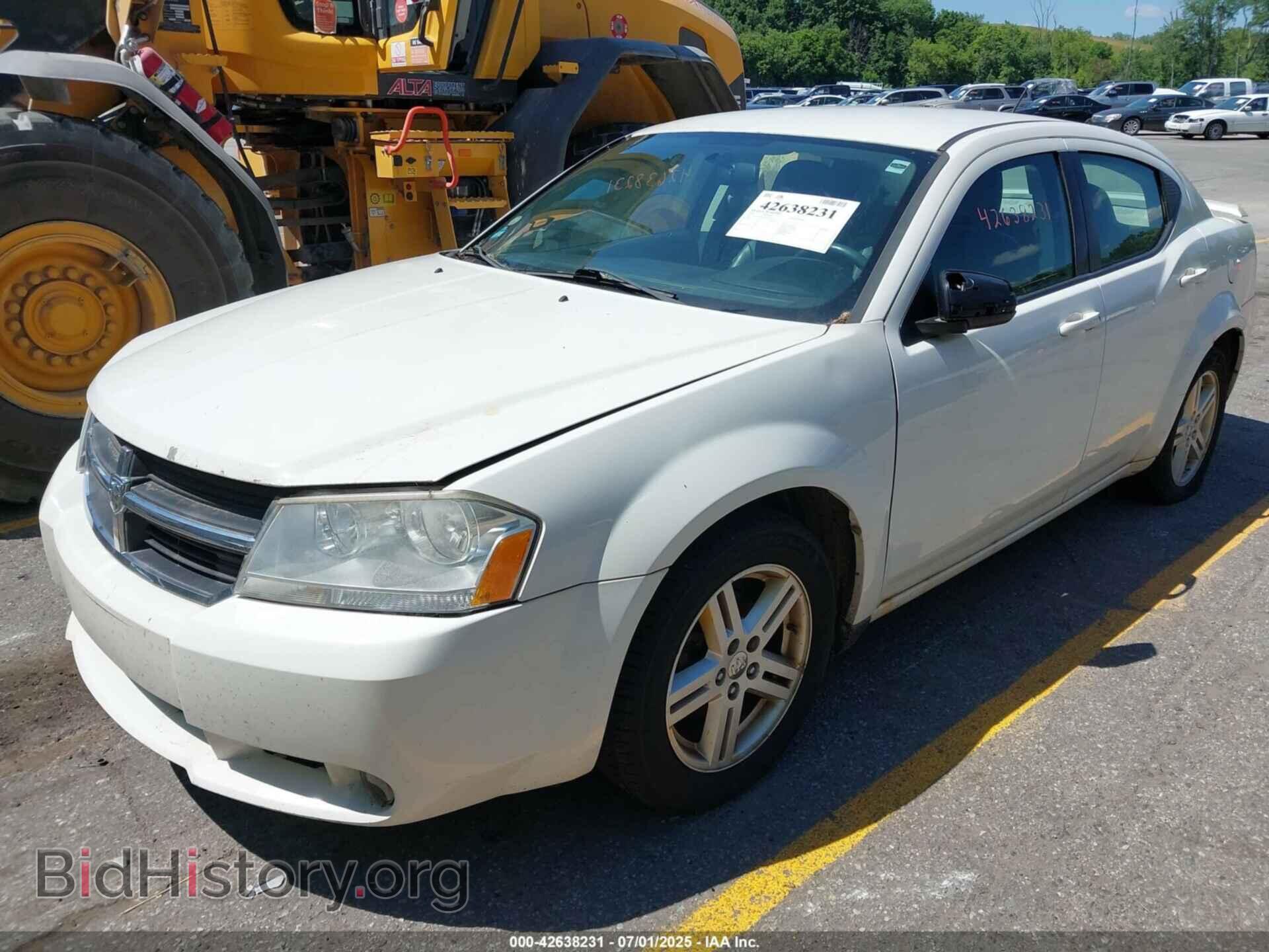 2010 DODGE AVENGER - VIN: 1B3CC5FB1AN221834 - Photo 2