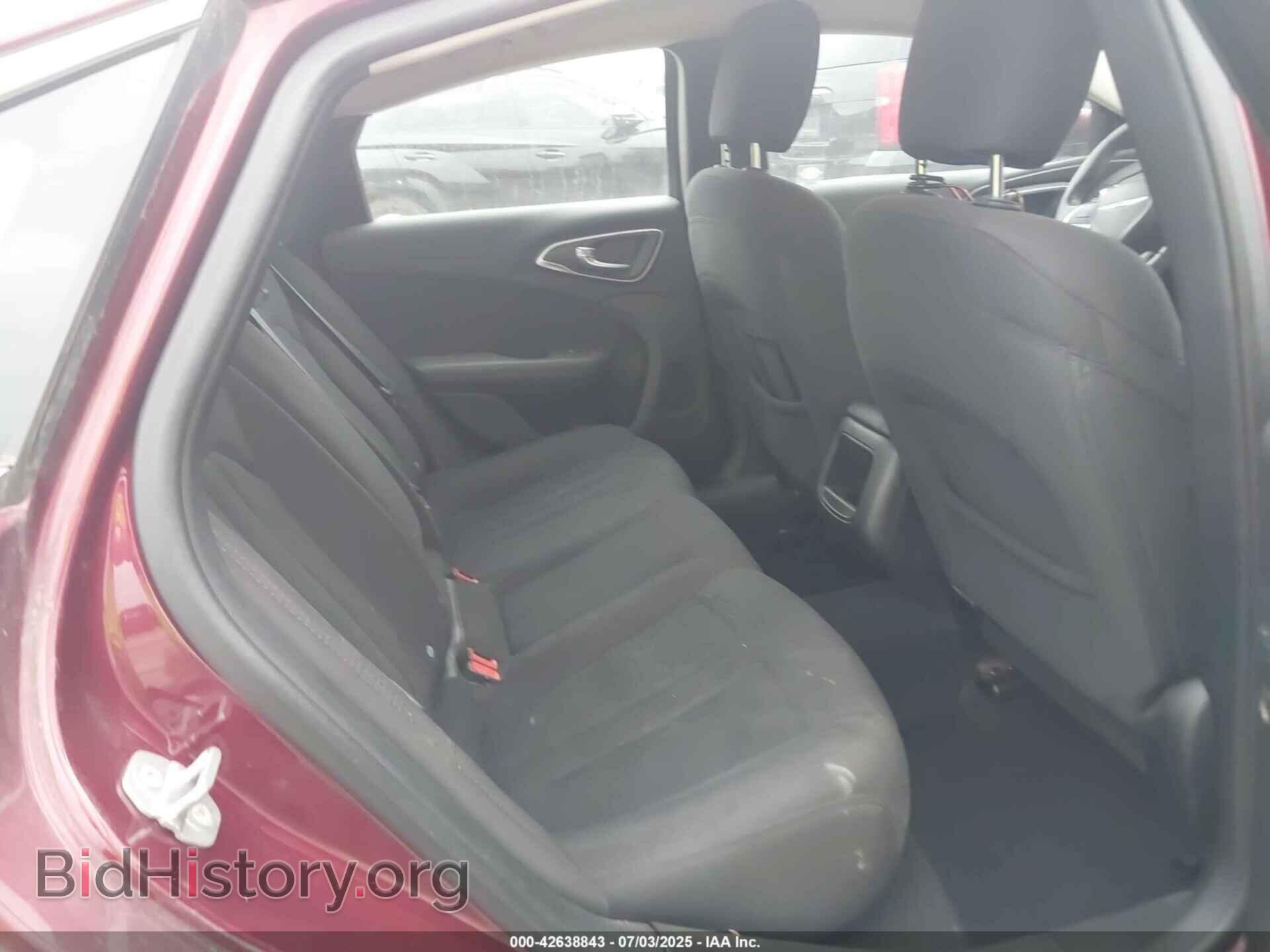 2015 CHRYSLER 200 - VIN: 1C3CCCAB4FN607041 - Фото 8