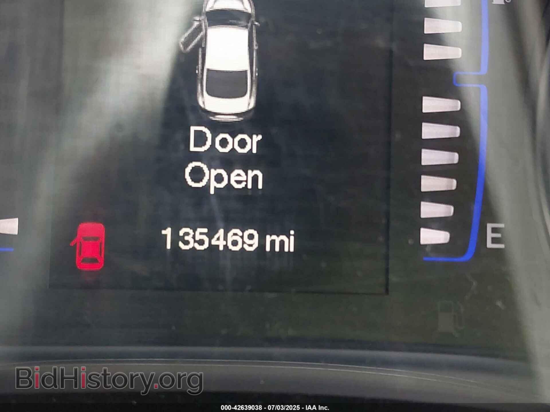 2015 CHRYSLER 200 - VIN: 1C3CCCAB3FN684631 - Фото 7