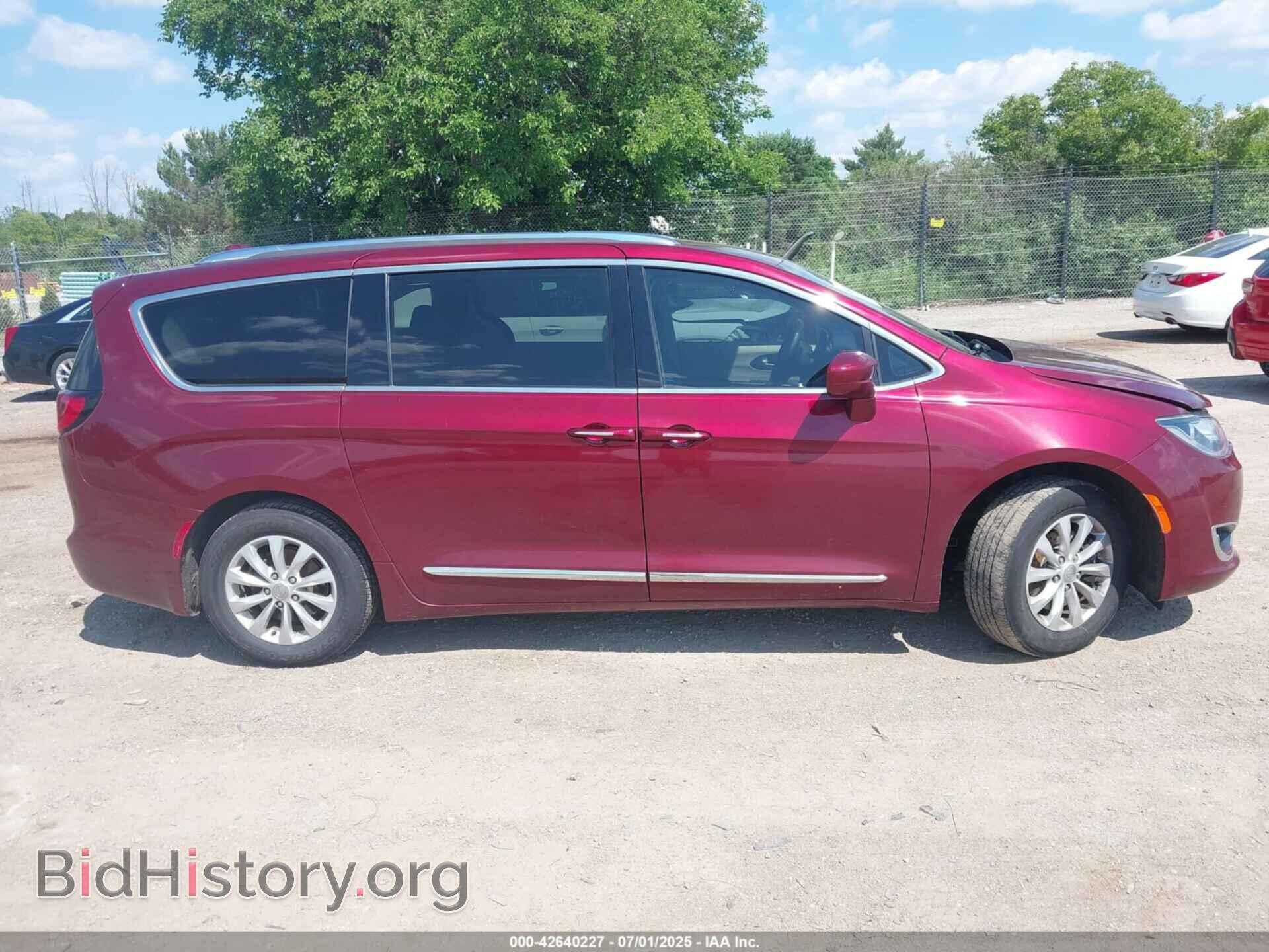 2018 CHRYSLER PACIFICA - VIN: 2C4RC1BG2JR119187 - Фото 13