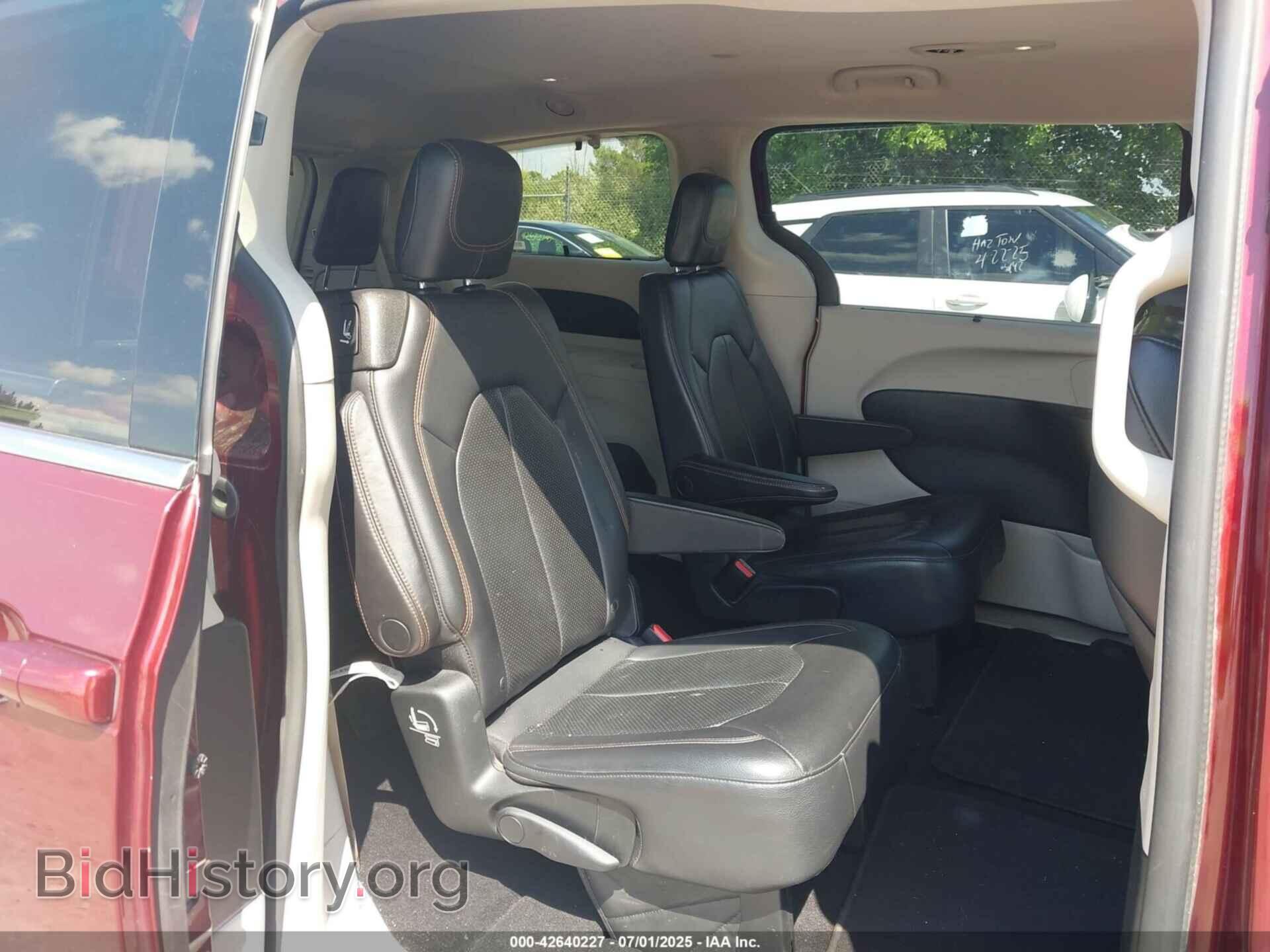 2018 CHRYSLER PACIFICA - VIN: 2C4RC1BG2JR119187 - Фото 8