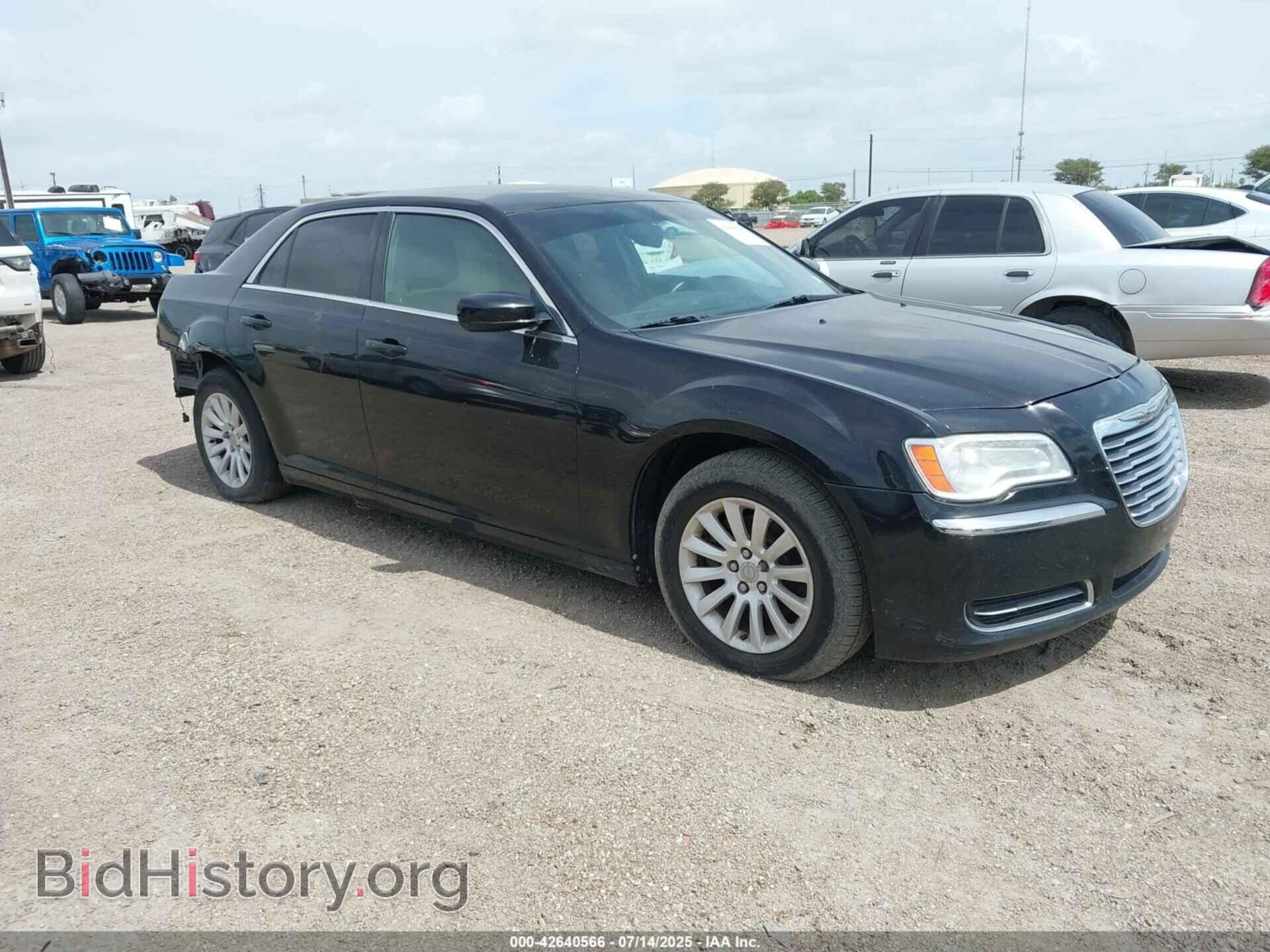 Photo 2C3CCAAG2CH216796 - CHRYSLER 300 2012