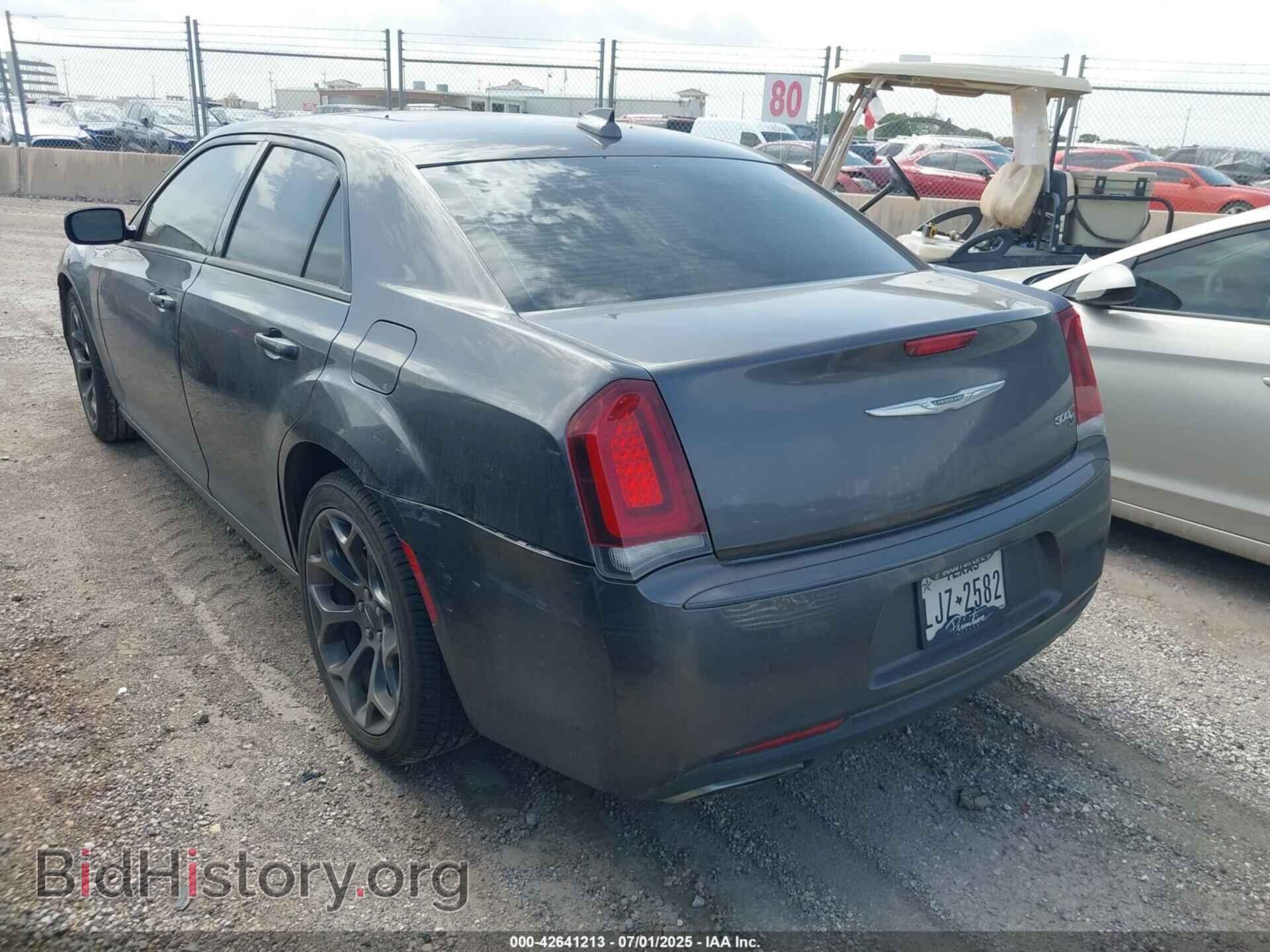 2015 CHRYSLER 300 - VIN: 2C3CCABG1FH786632 - Фото 3